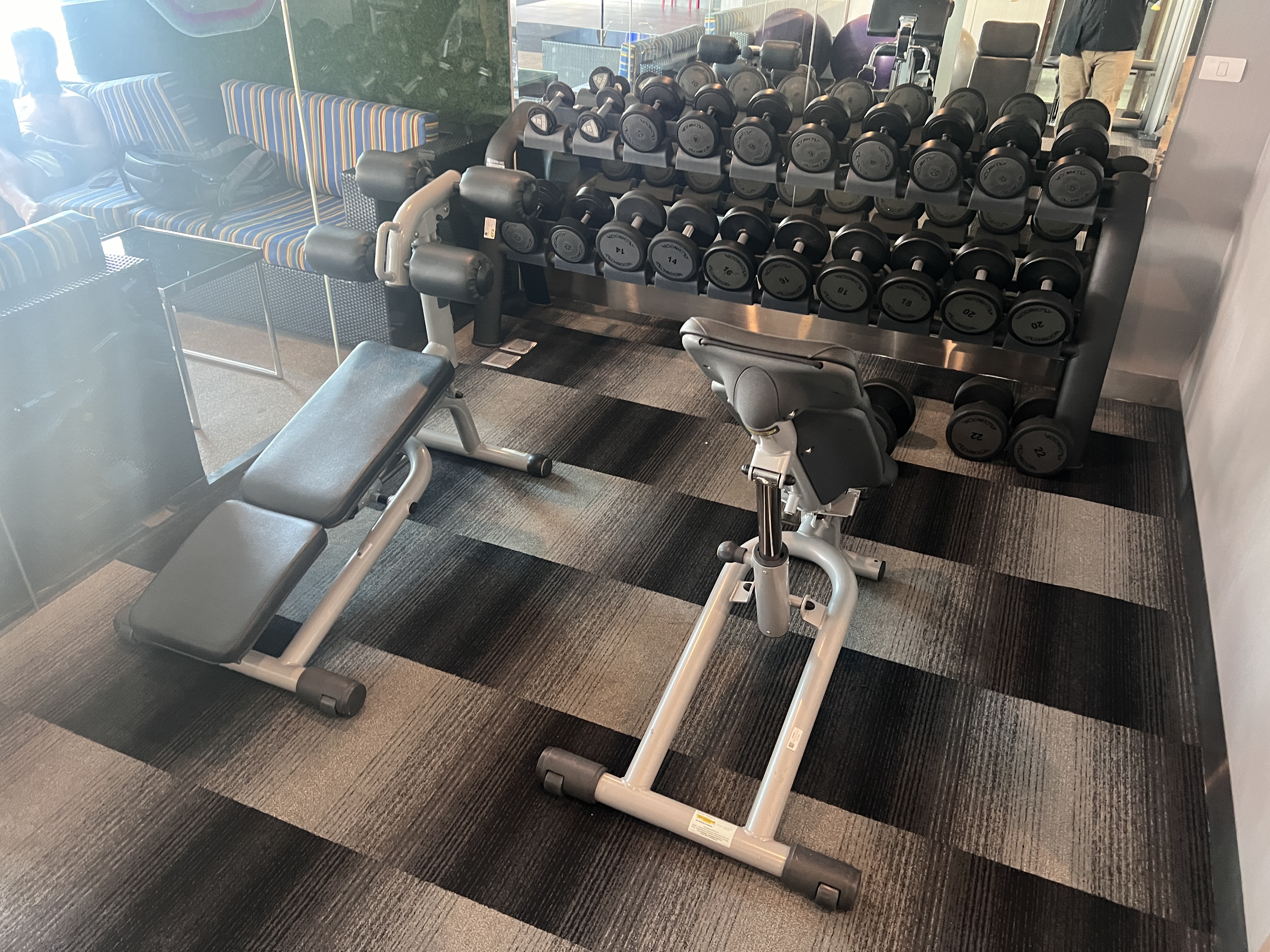Aloft Bangkok Sukhumvit 11 gym benches and free weights Aloft Bangkok Sukhumvit 11 gym benches and free weights