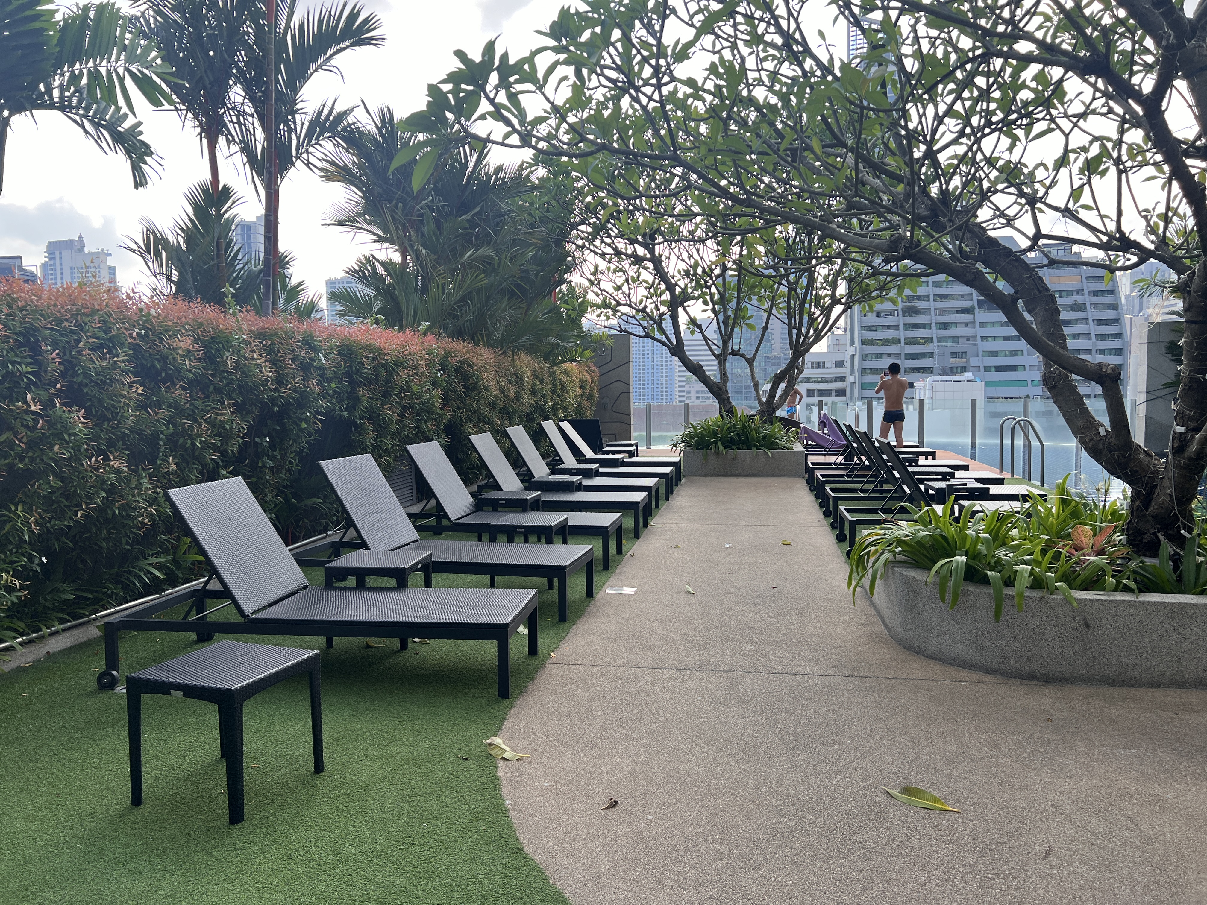 Aloft Bangkok Sukhumvit 11 pool seating Aloft Bangkok Sukhumvit 11 pool seating