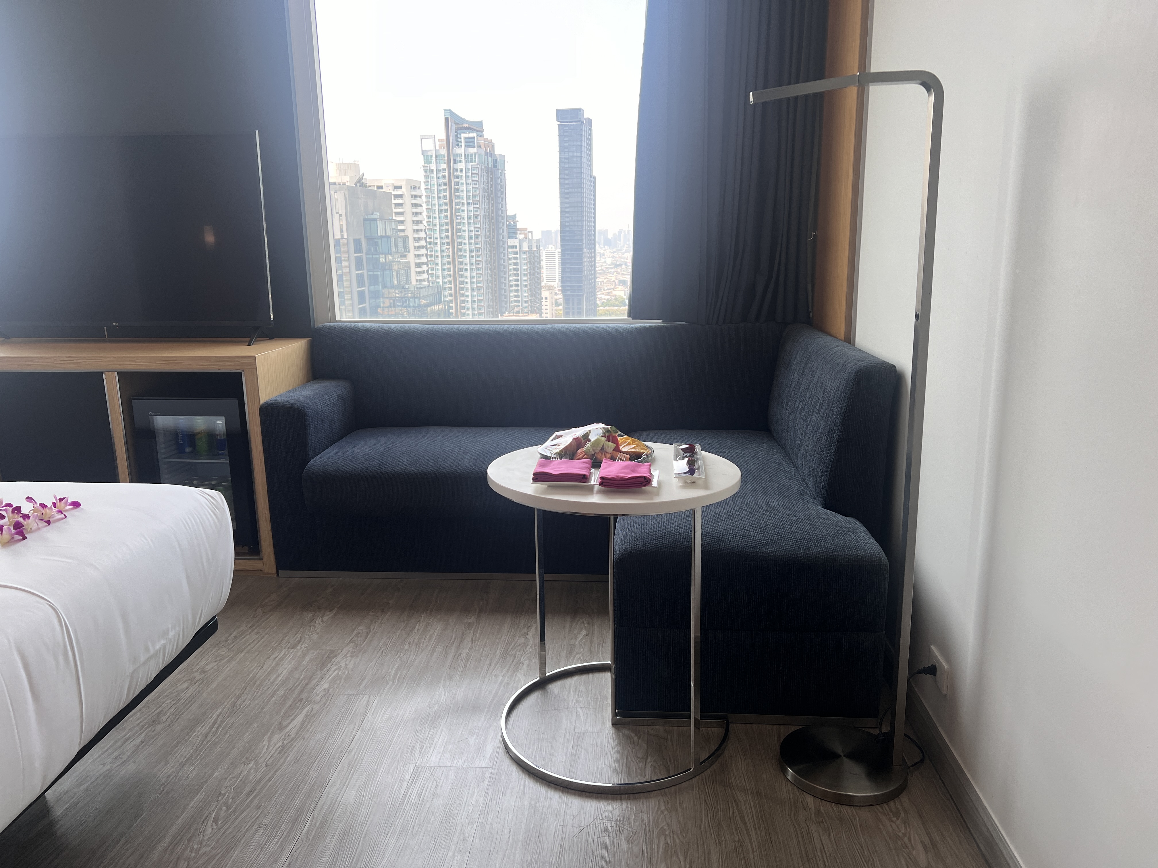 Aloft Bangkok Sukhumvit 11 room sofa Aloft Bangkok Sukhumvit 11 room sofa