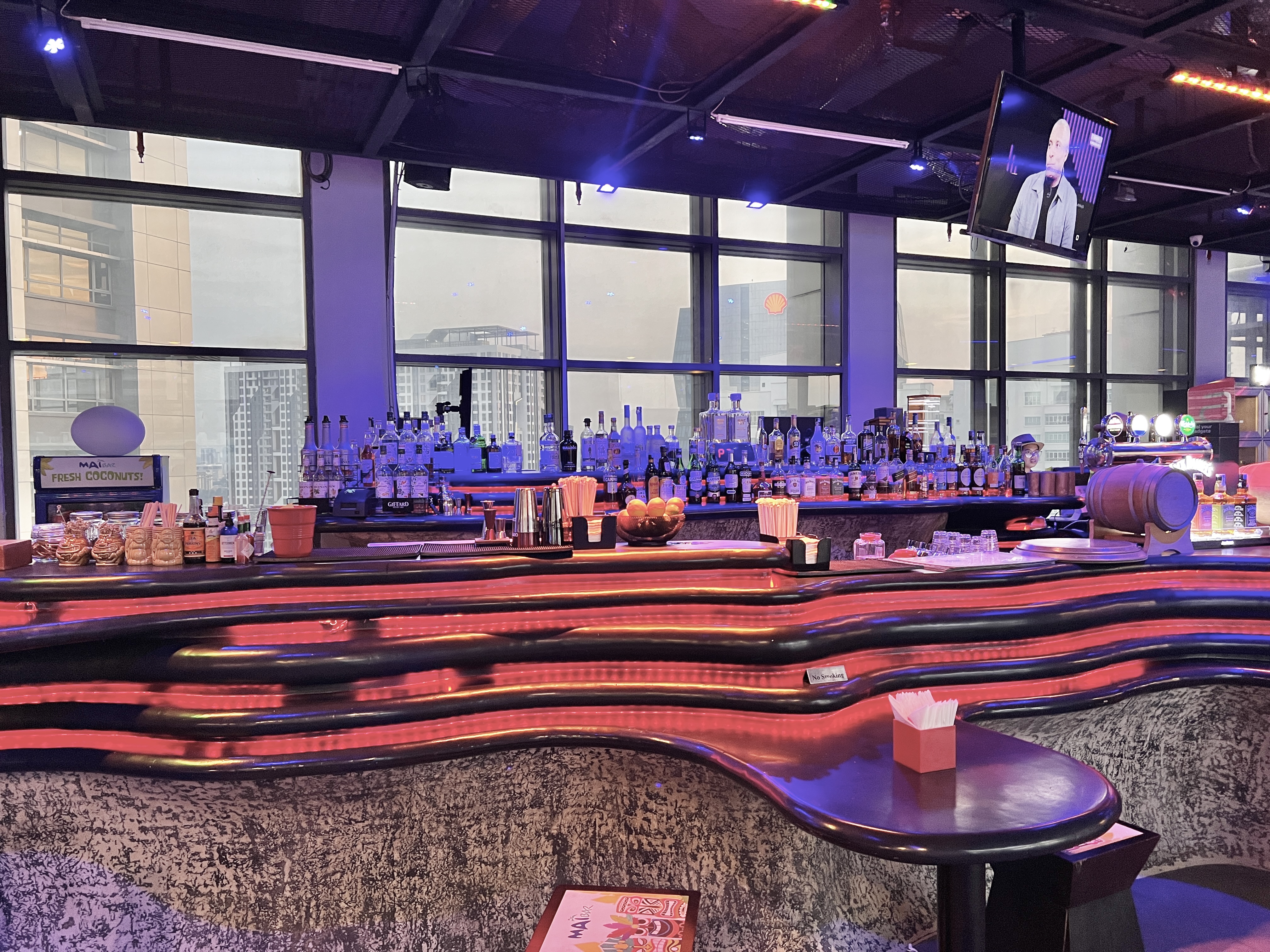 Aloft Kuala Lumpur Sentral MAI Bar Aloft Kuala Lumpur Sentral MAI Bar