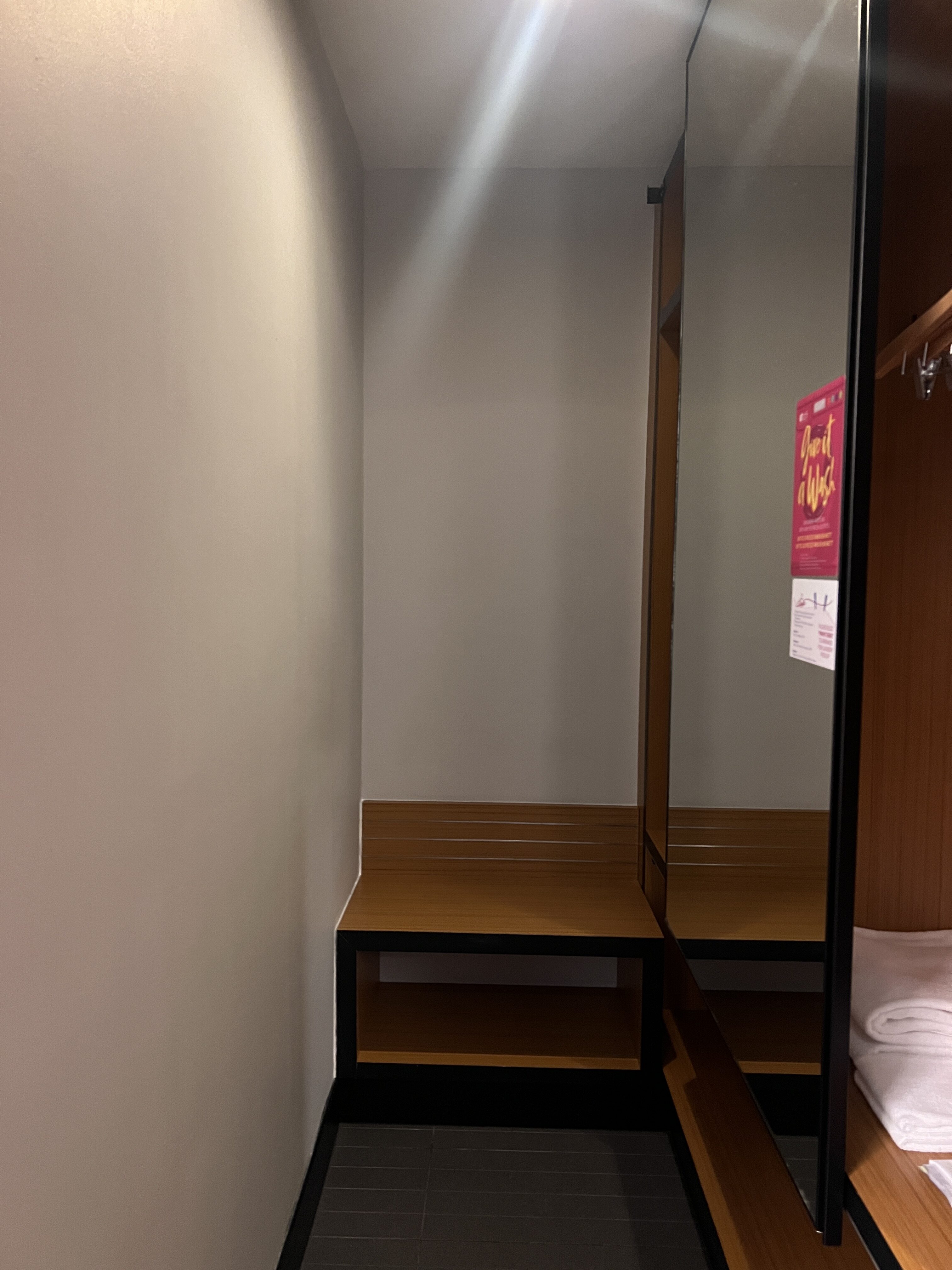Aloft Kuala Lumpur Sentral bathroom bench Aloft Kuala Lumpur Sentral bathroom bench
