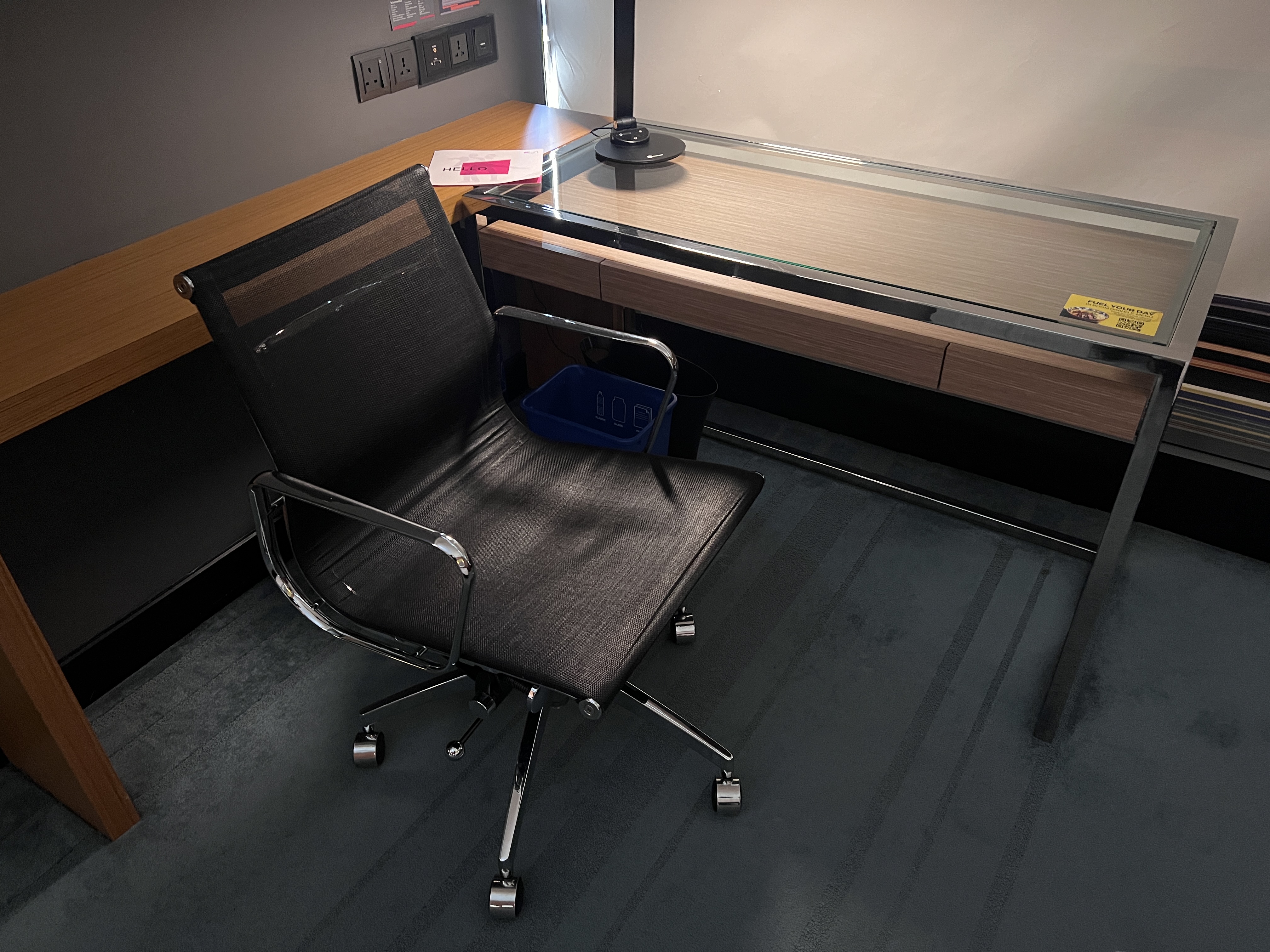 Aloft Kuala Lumpur Sentral bedroom workstation and chair Aloft Kuala Lumpur Sentral bedroom workstation and chair