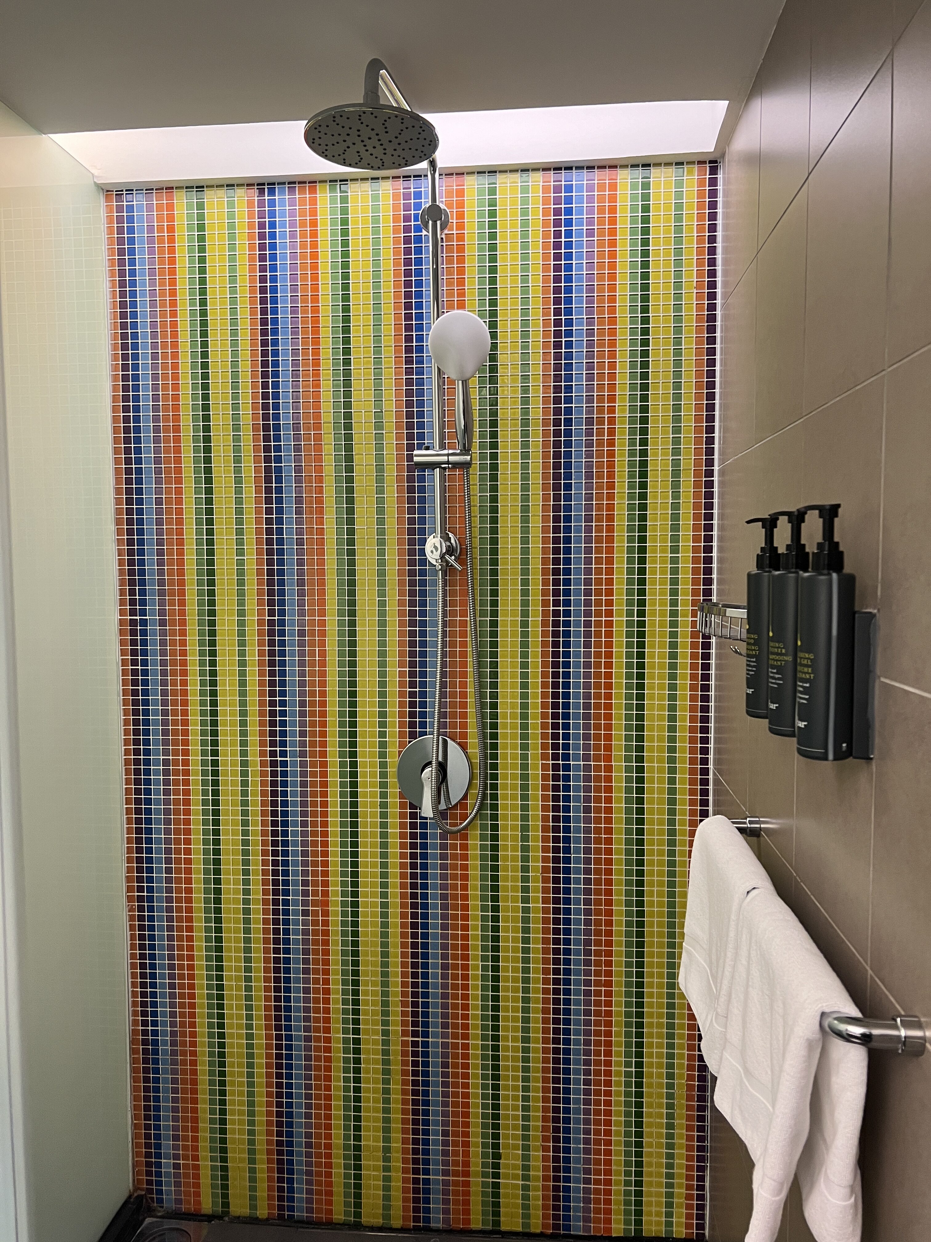 Aloft Kuala Lumpur Sentral walk in shower Aloft Kuala Lumpur Sentral walk in shower