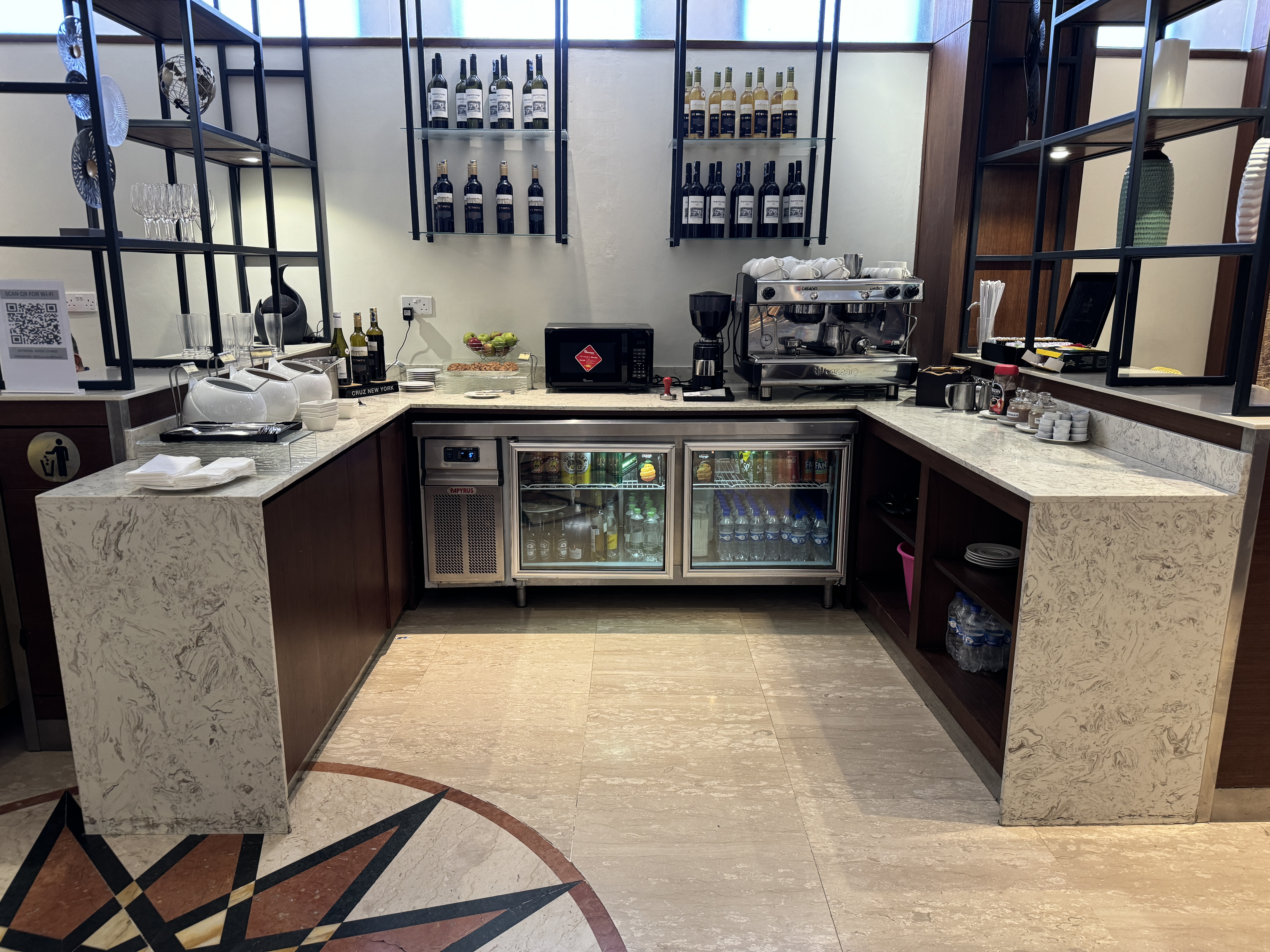 Aspire Lounge NBO drink area