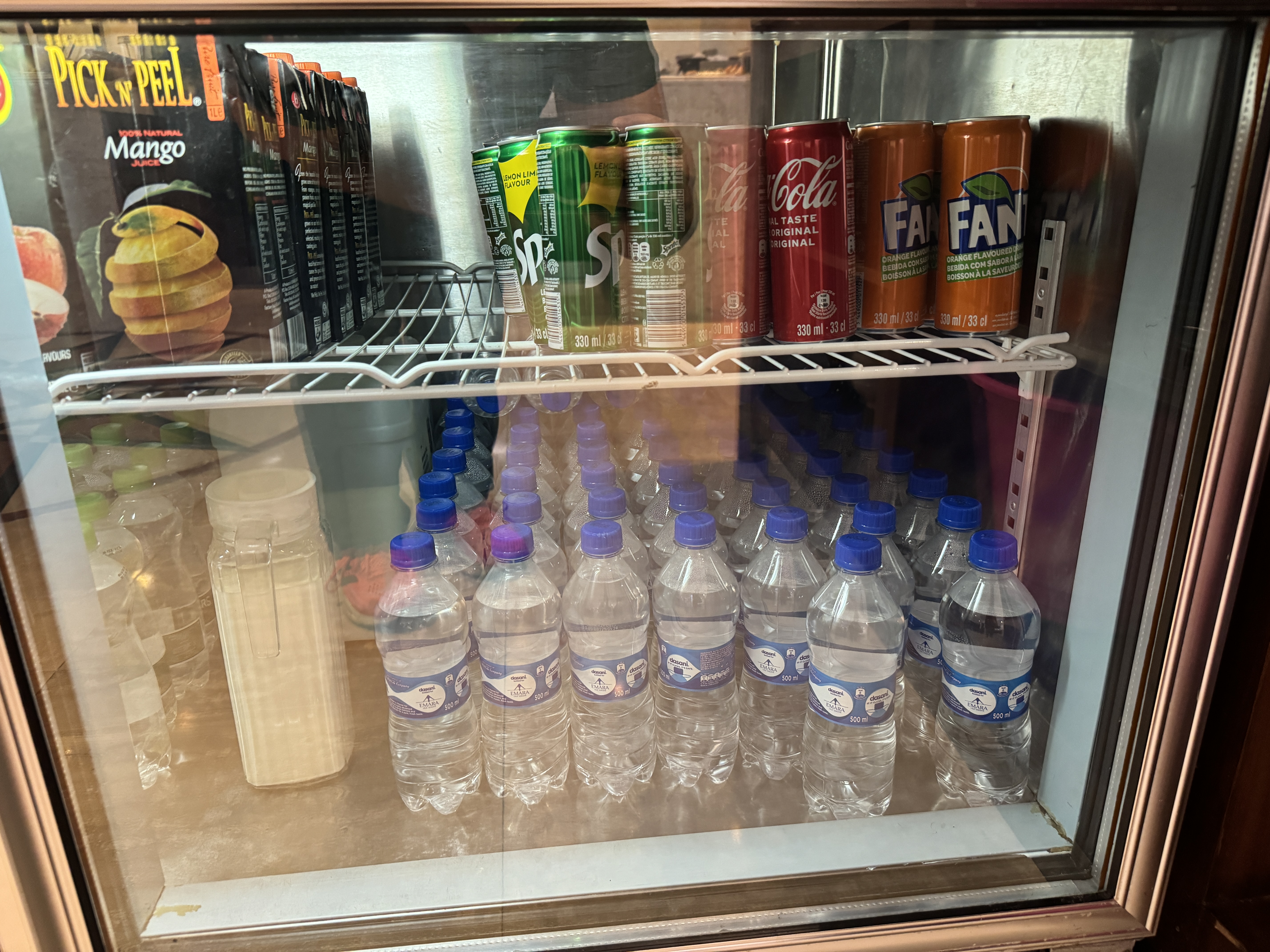 Aspire Lounge NBO right cooler