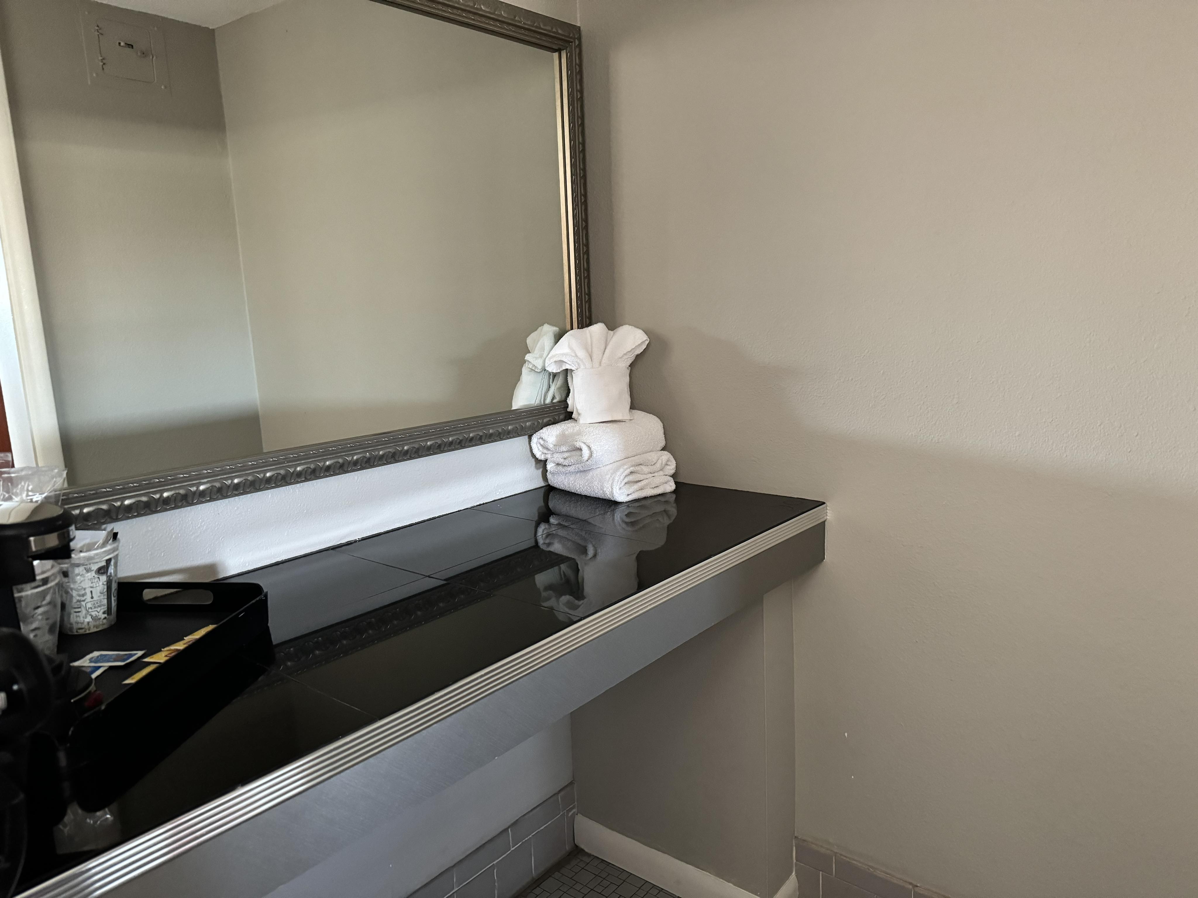 Best Western Rail Haven Springfield room bathroom vanity Best Western Rail Haven Springfield room bathroom vanity