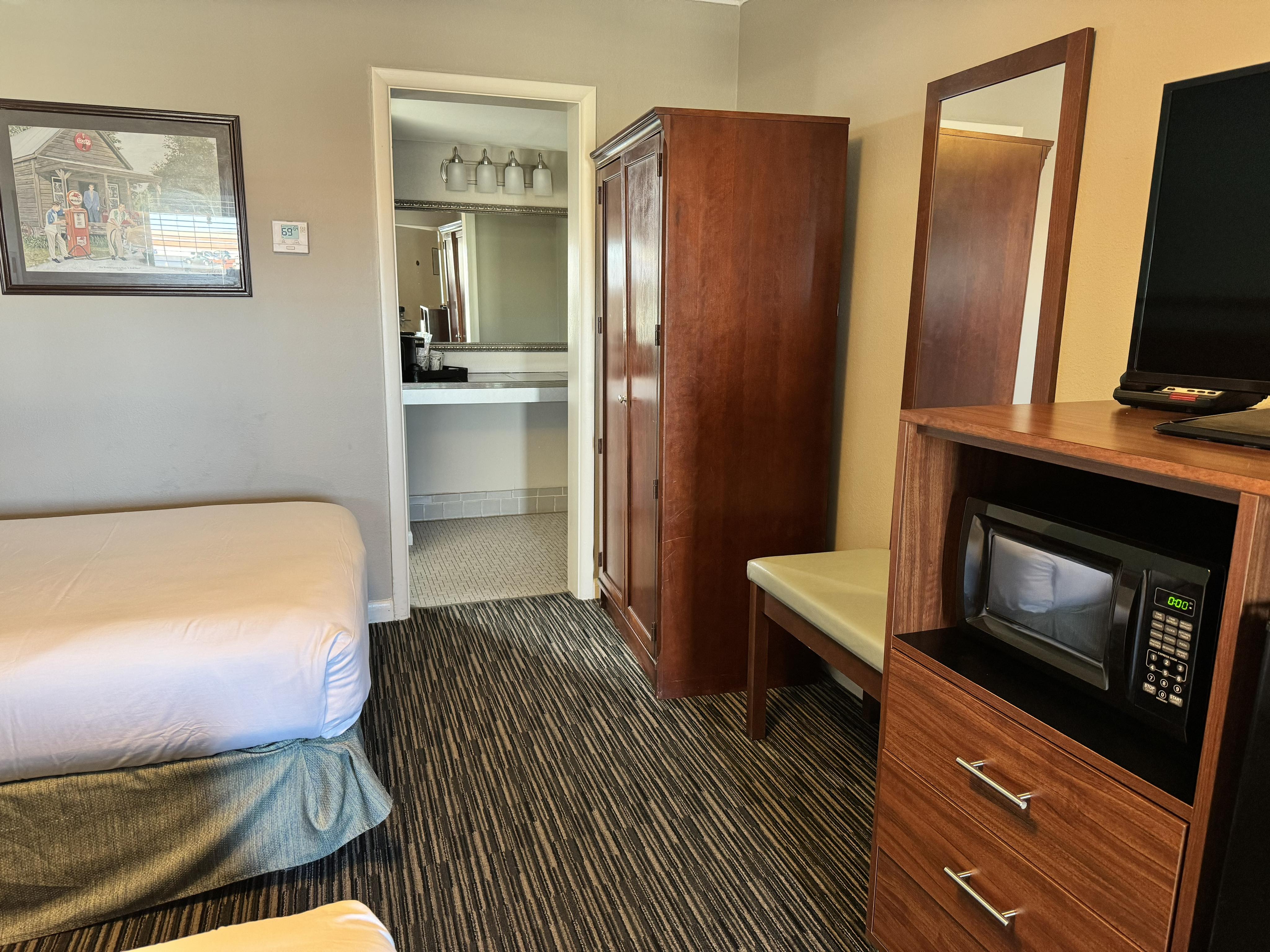 Best Western Rail Haven Springfield room storage Best Western Rail Haven Springfield room storage