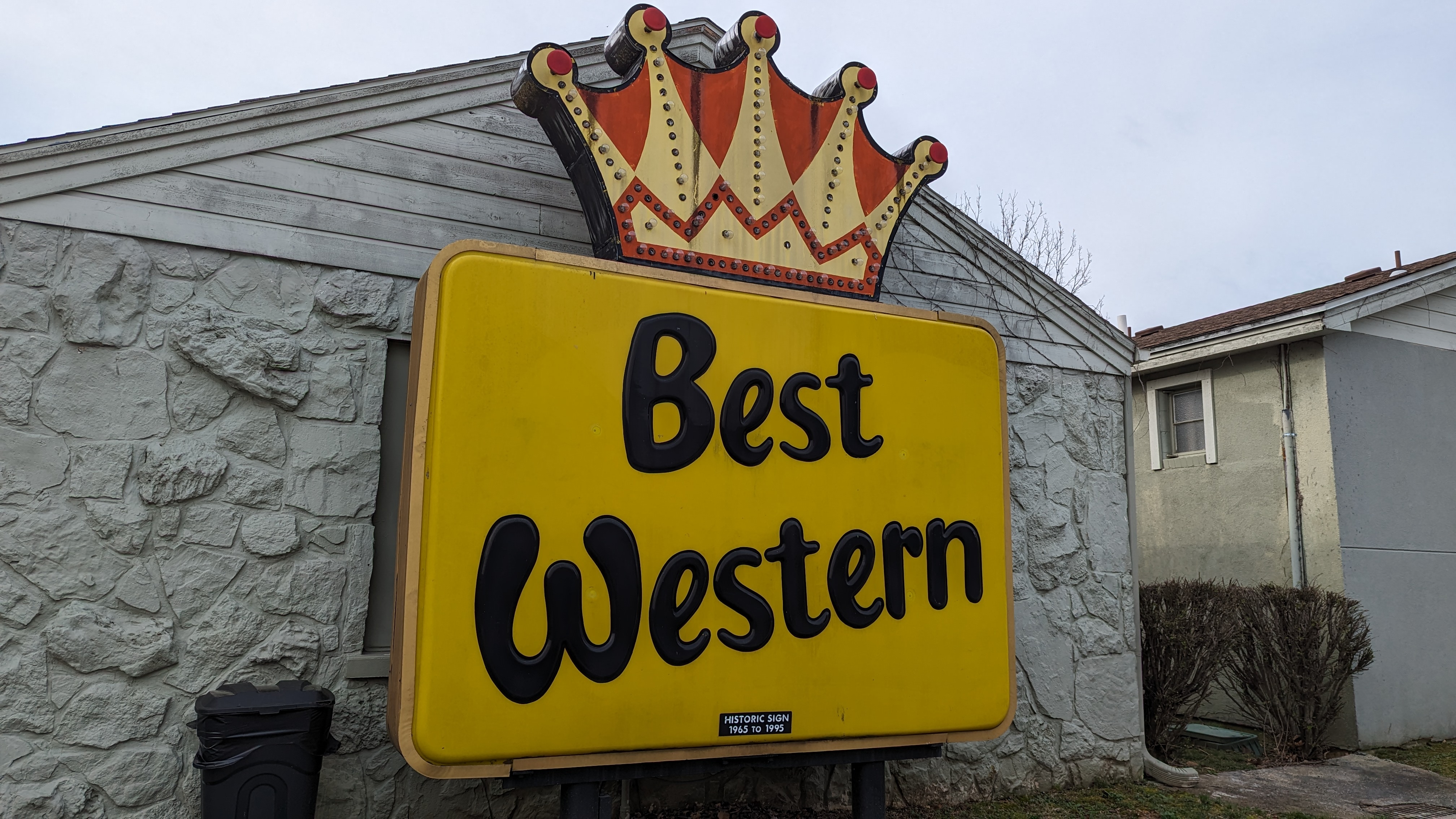 Best Western Rail Haven old Best Western Sign Best Western Rail Haven old Best Western Sign