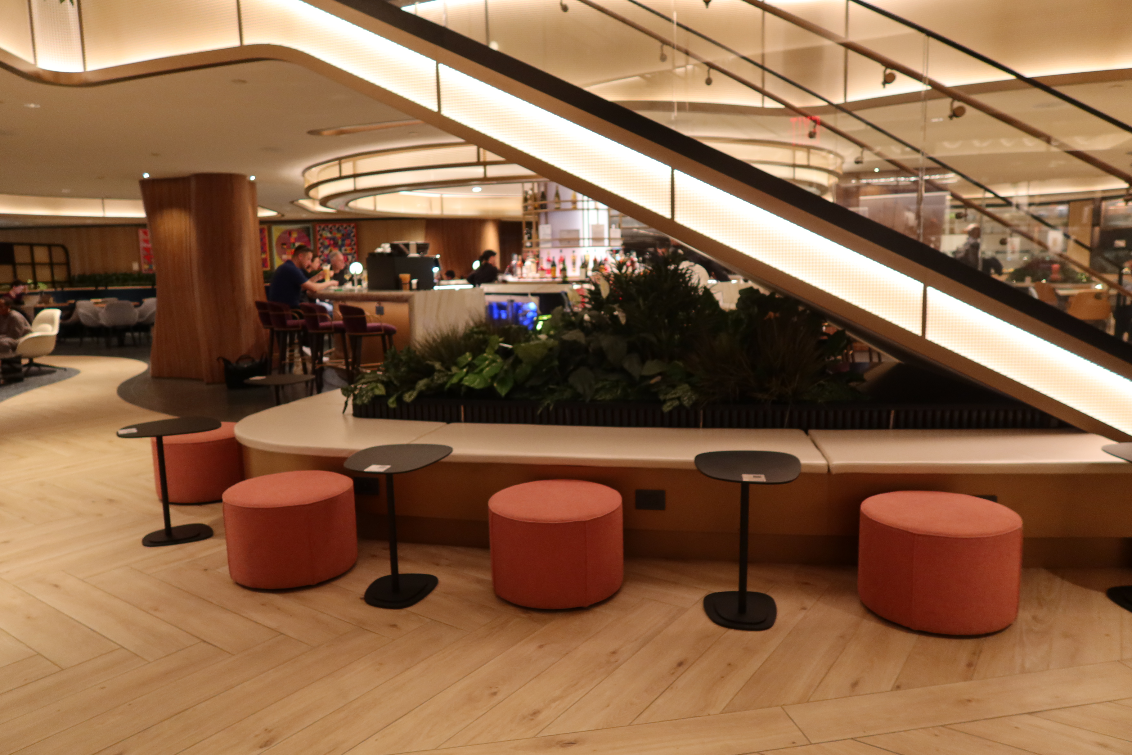 Chase Sapphire Lounge Seating Chase Sapphire Lounge Seating