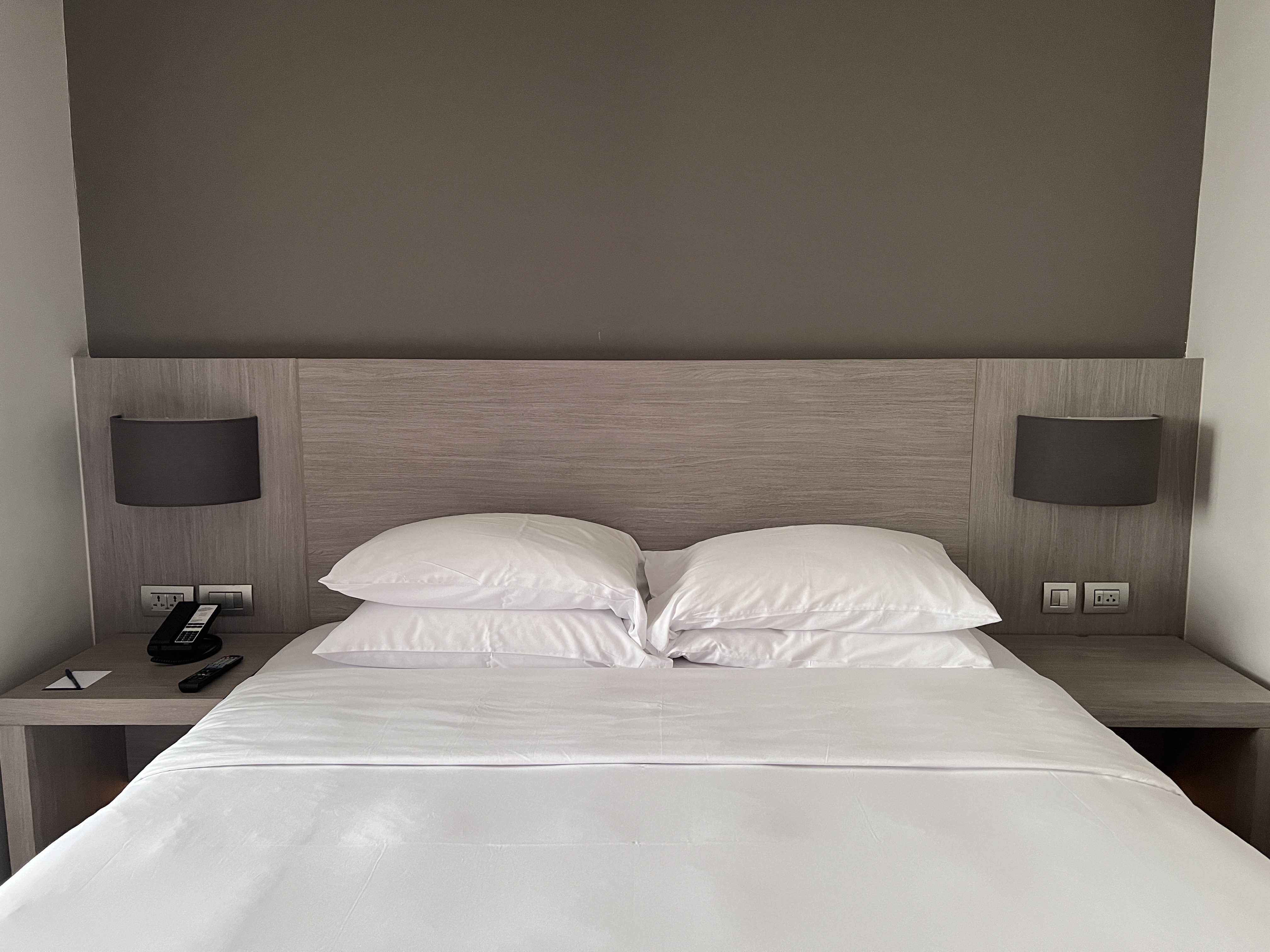 Hyatt Place Bangkok Sukhumvit bed top view