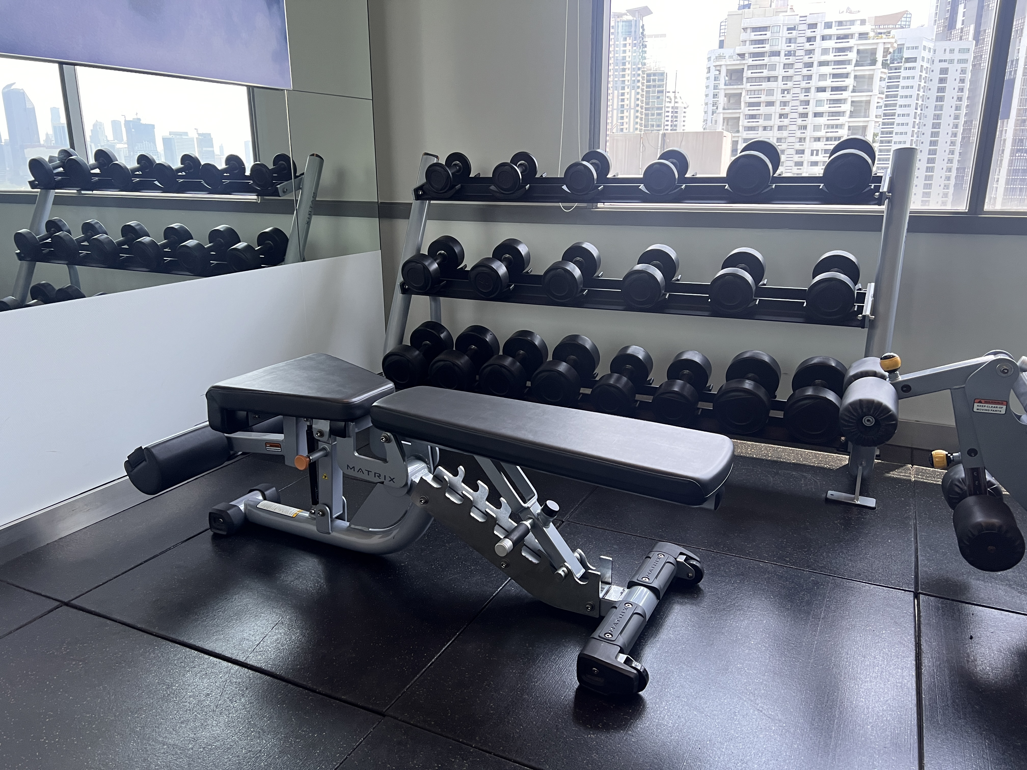 Hyatt Place Bangkok Sukhumvit fitness center free weights
