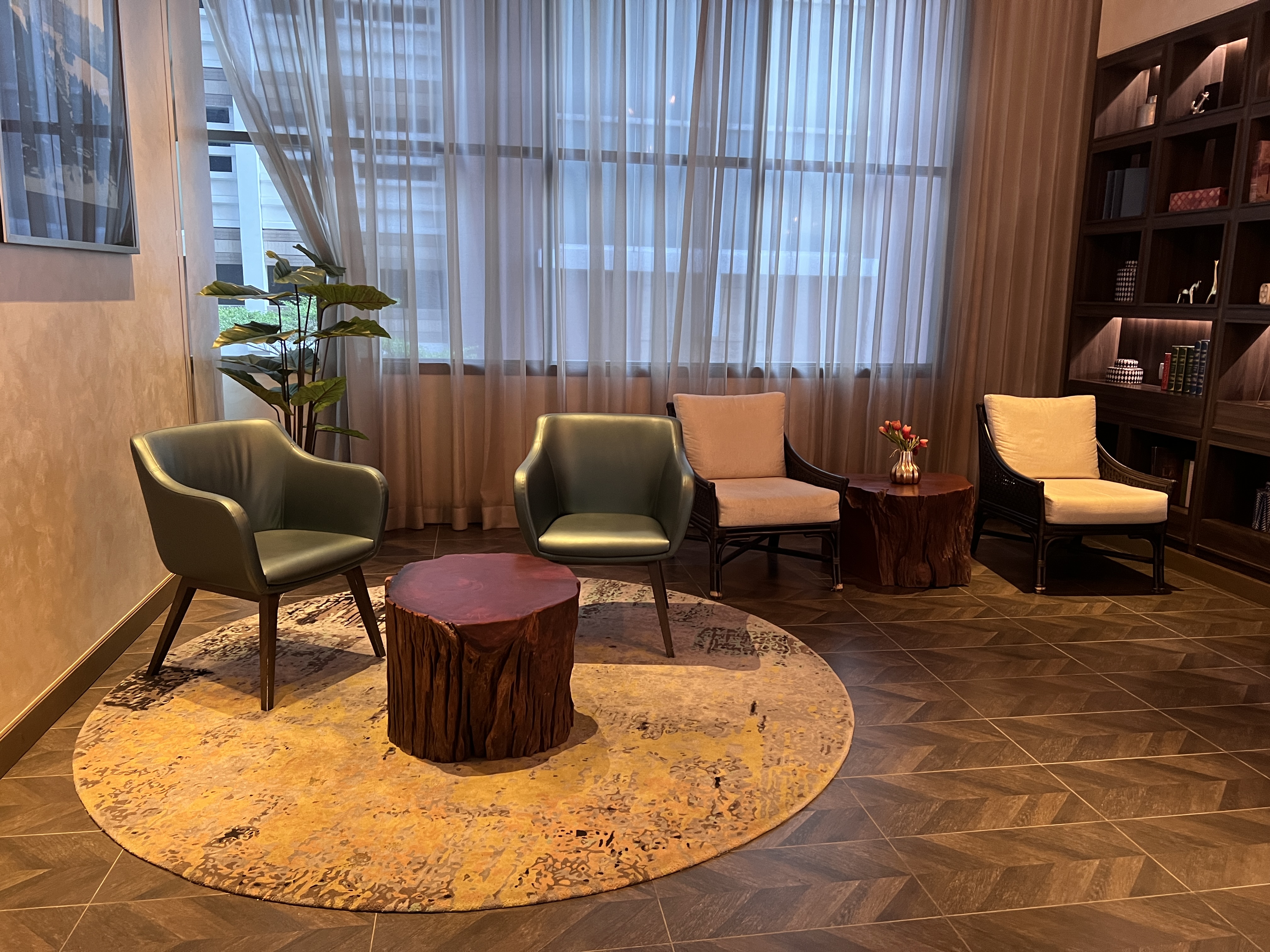Hyatt Place Bangkok Sukhumvit lobby seating section