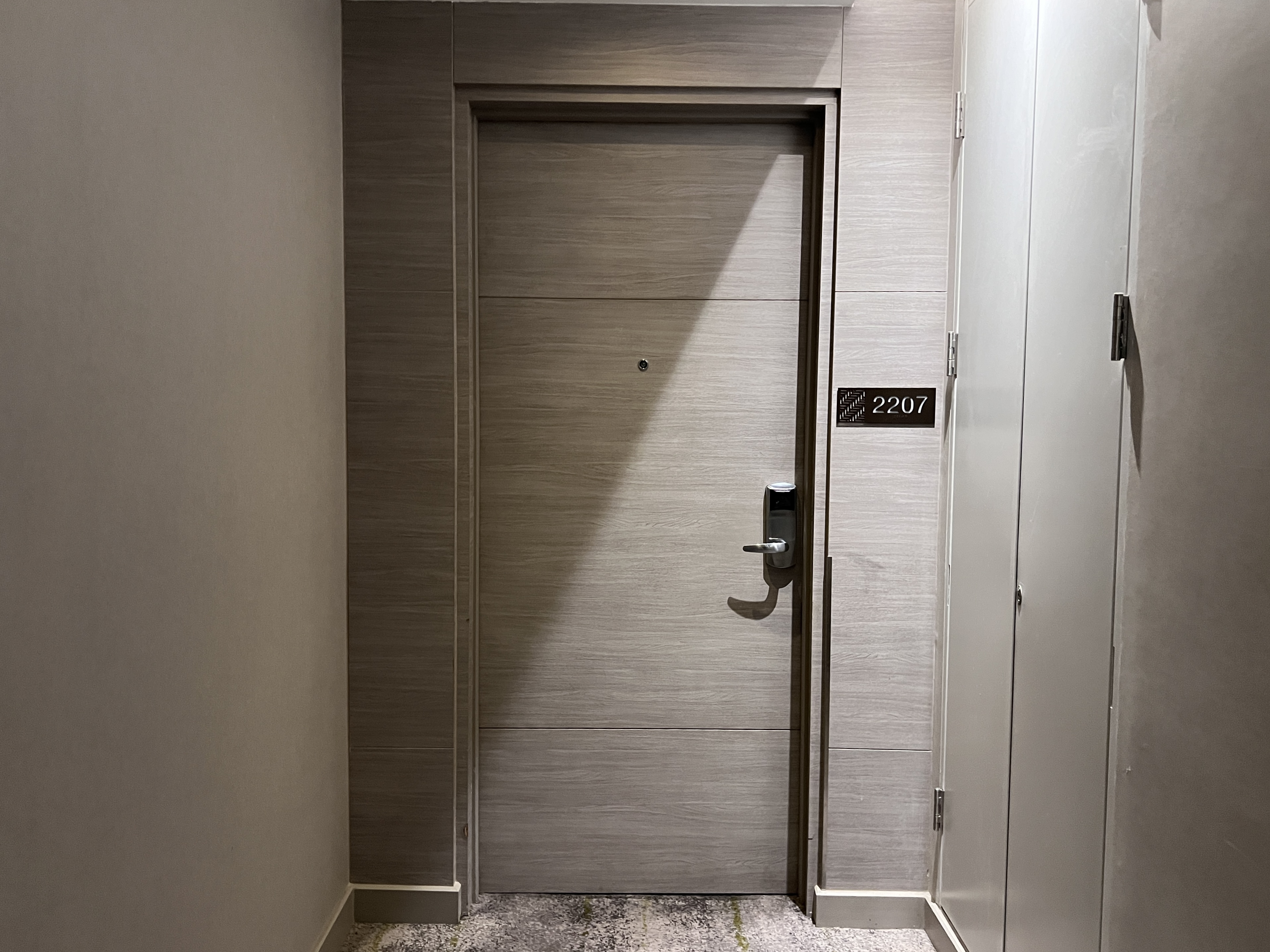 Hyatt Place Bangkok Sukhumvit room 2207