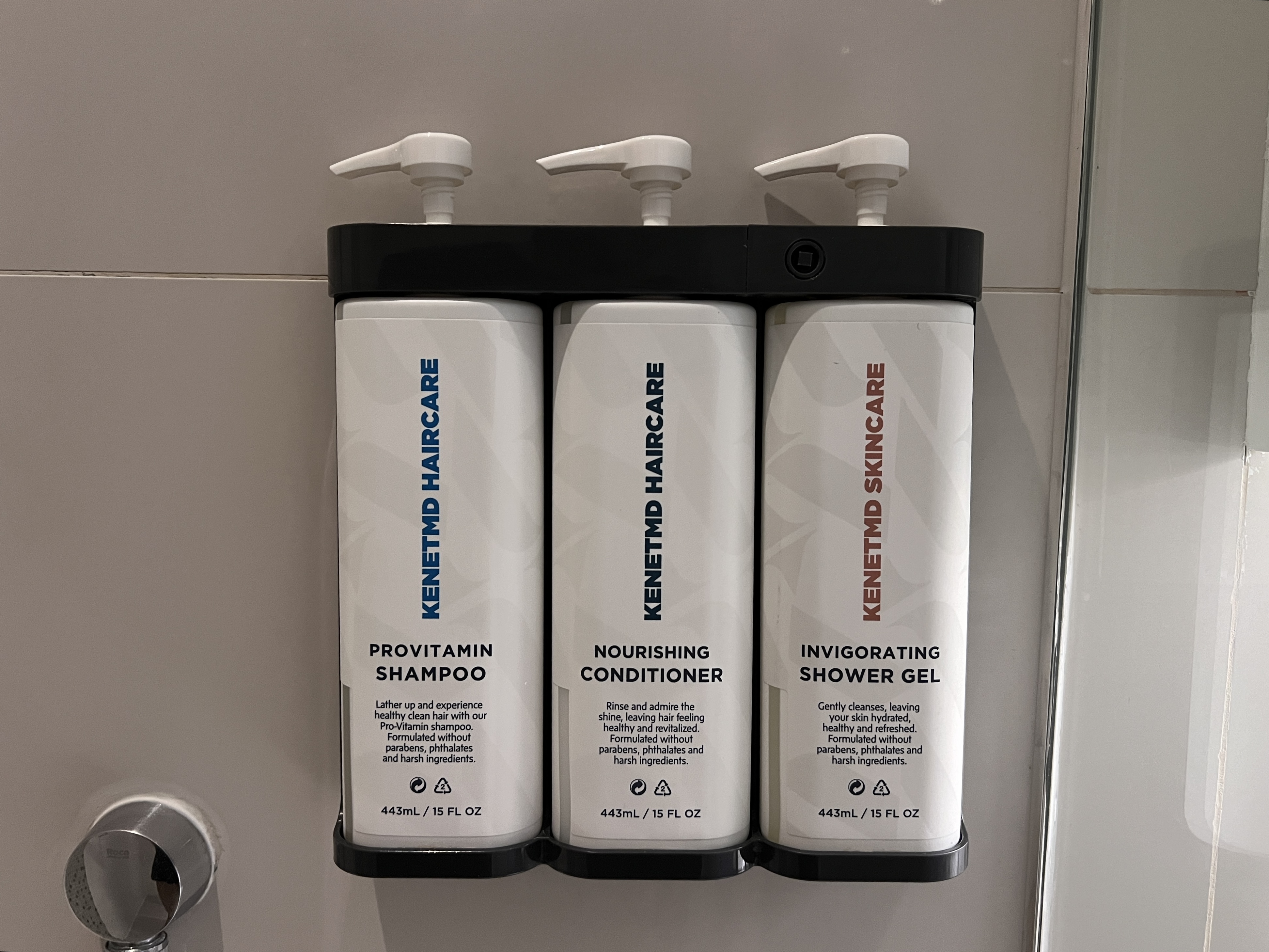 Hyatt Place Bangkok Sukhumvit shower toiletries