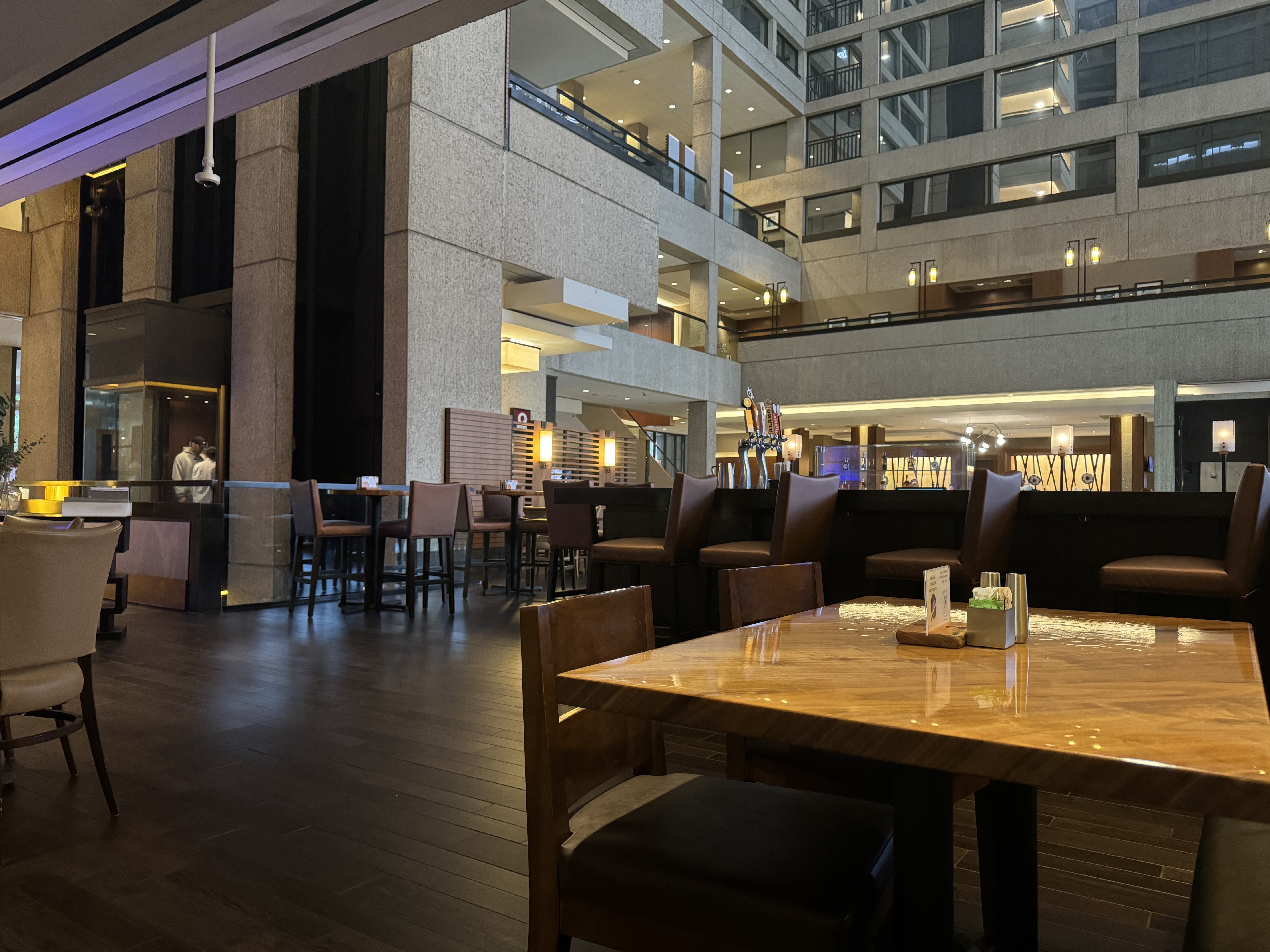Hyatt Regency San Antonio Riverwalk Q Kitchen seating Hyatt Regency San Antonio Riverwalk Q Kitchen seating