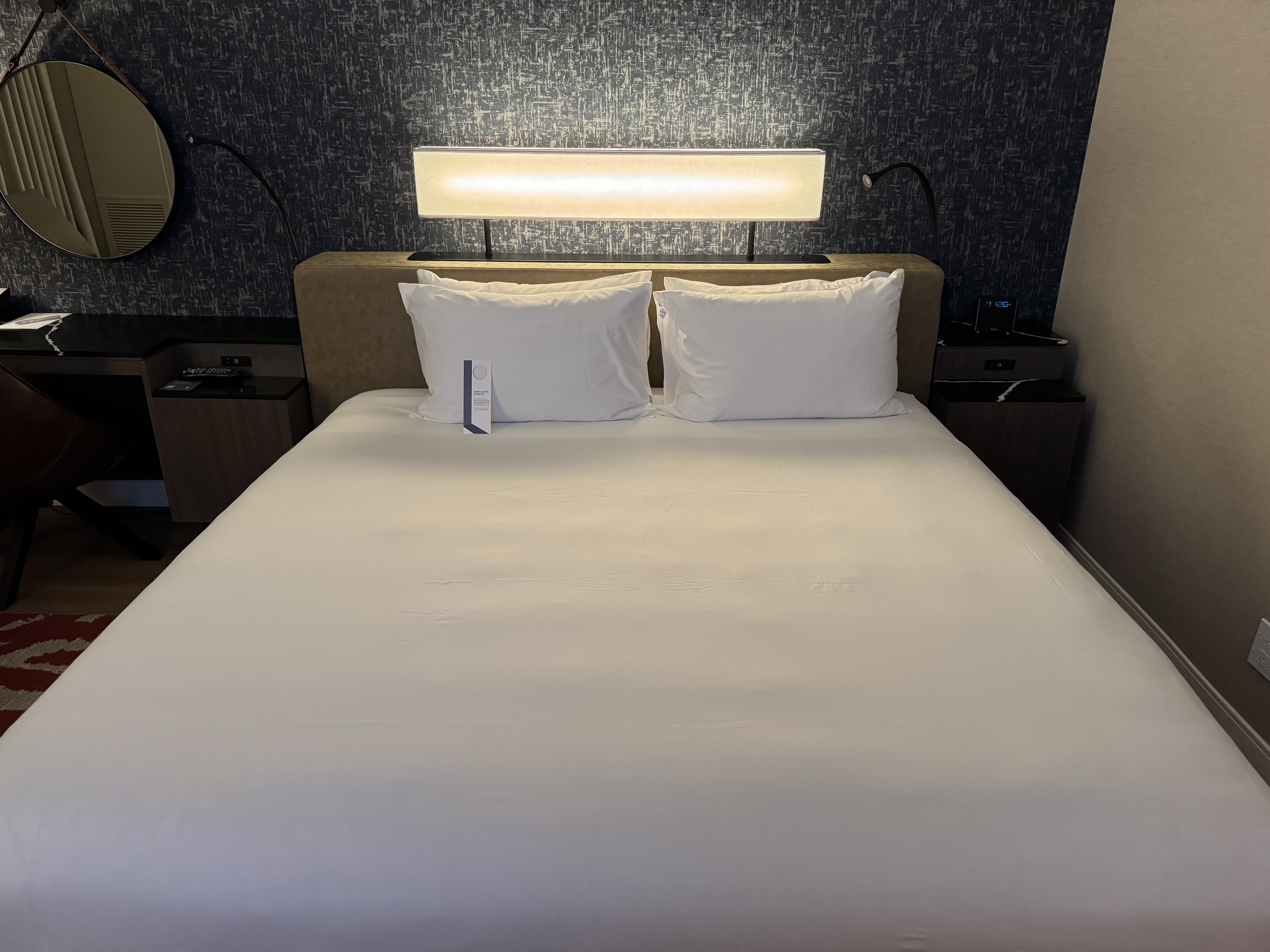 Hyatt Regency San Antonio Riverwalk bed Hyatt Regency San Antonio Riverwalk bed