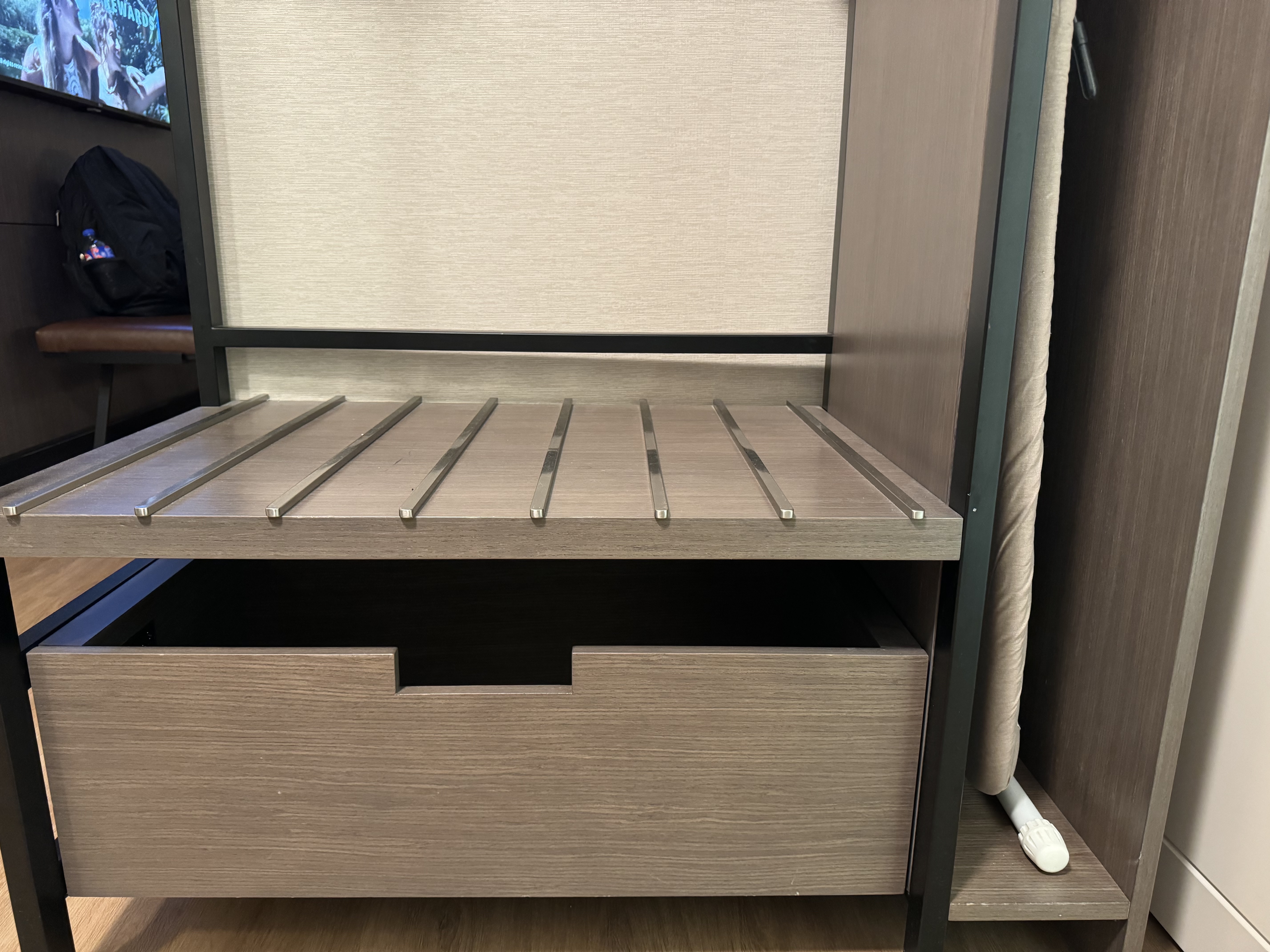 Hyatt Regency San Antonio Riverwalk bedroom closet drawer and rack Hyatt Regency San Antonio Riverwalk bedroom closet drawer and rack