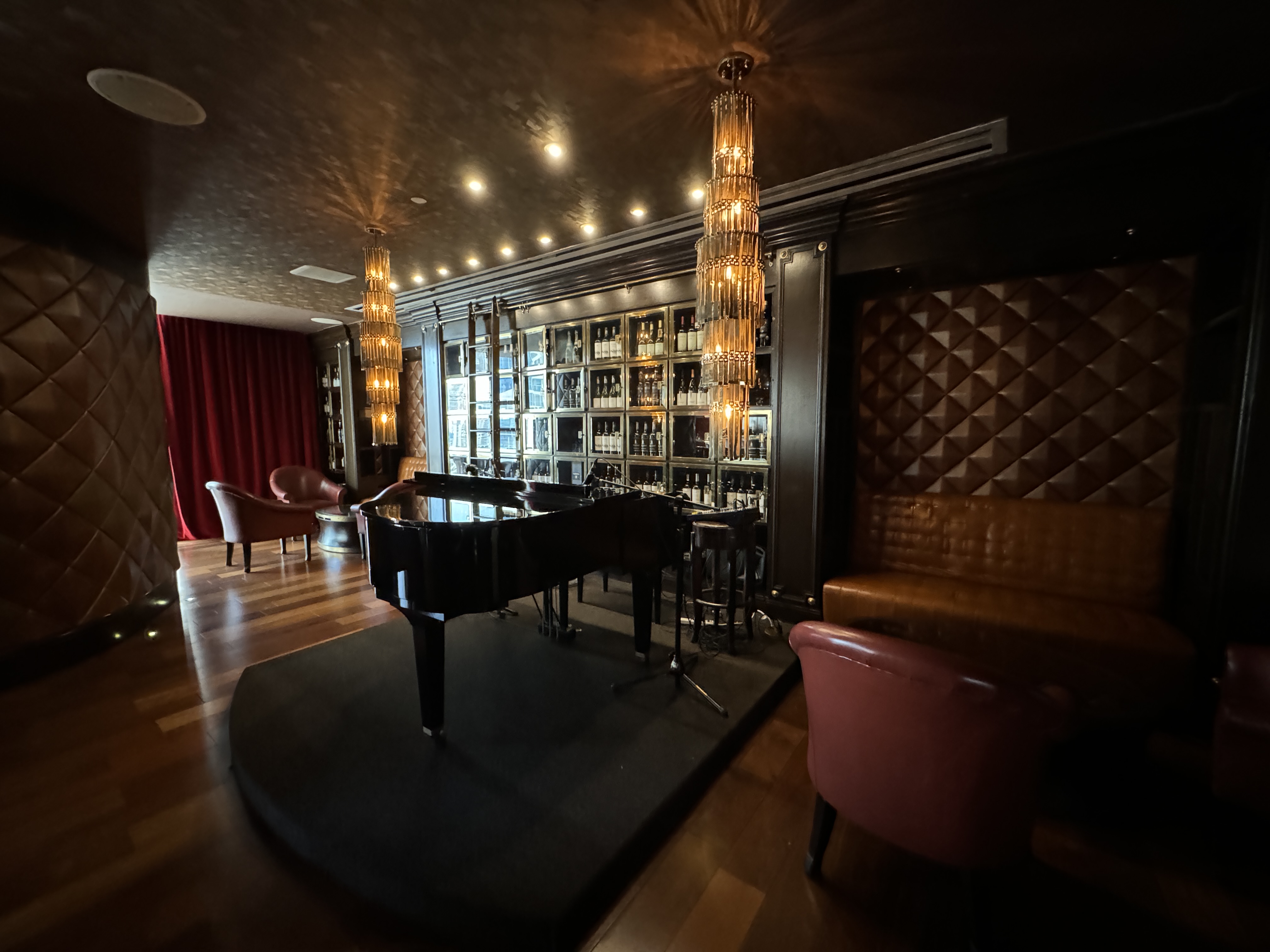 JW Marriott Cava 15 Piano Bar JW Marriott Cava 15 Piano Bar