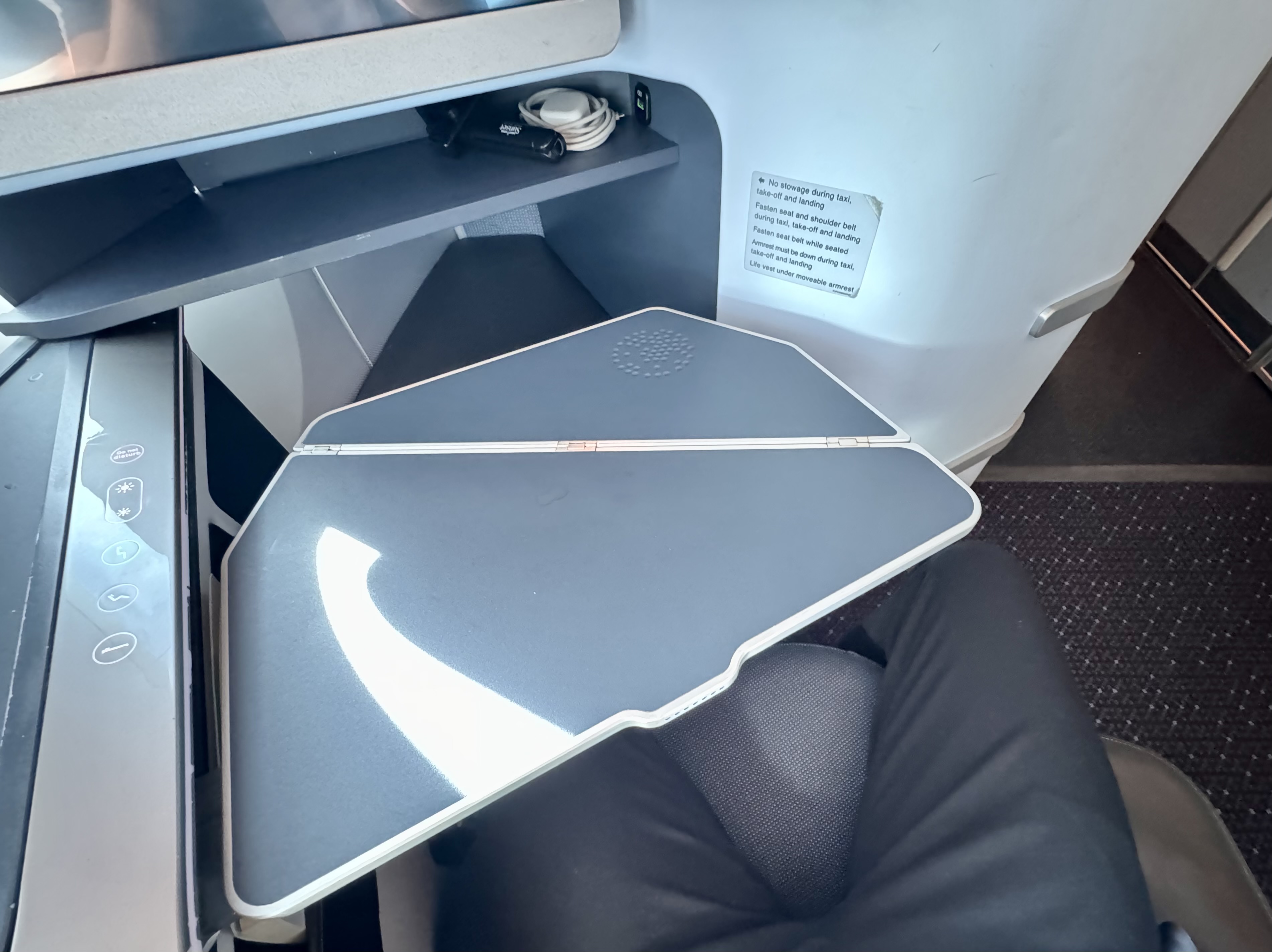 KLM Boeing 78X Business Class seat KLM Boeing 78X Business Class seat