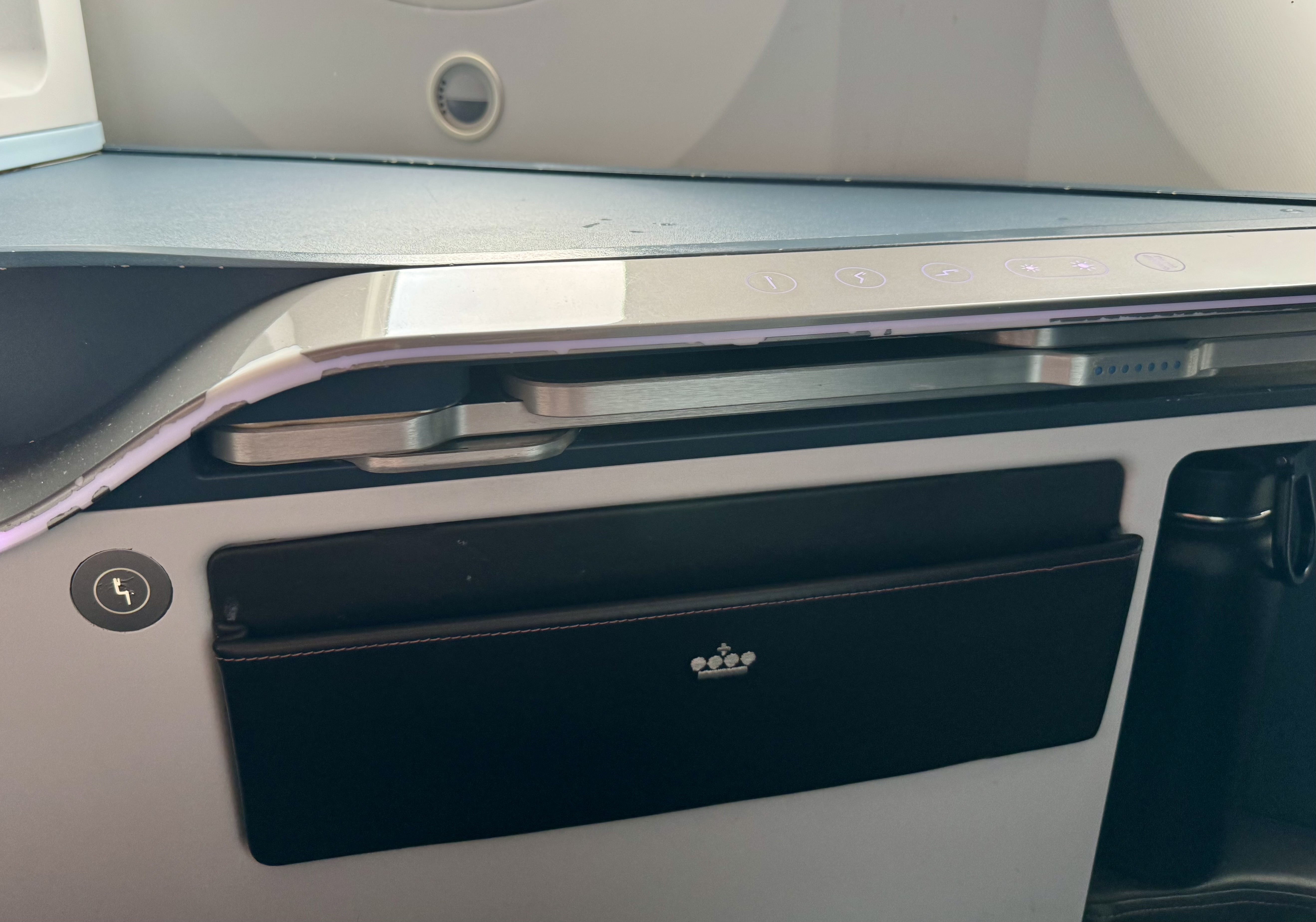 KLM Boeing 78X Business Class seat KLM Boeing 78X Business Class seat