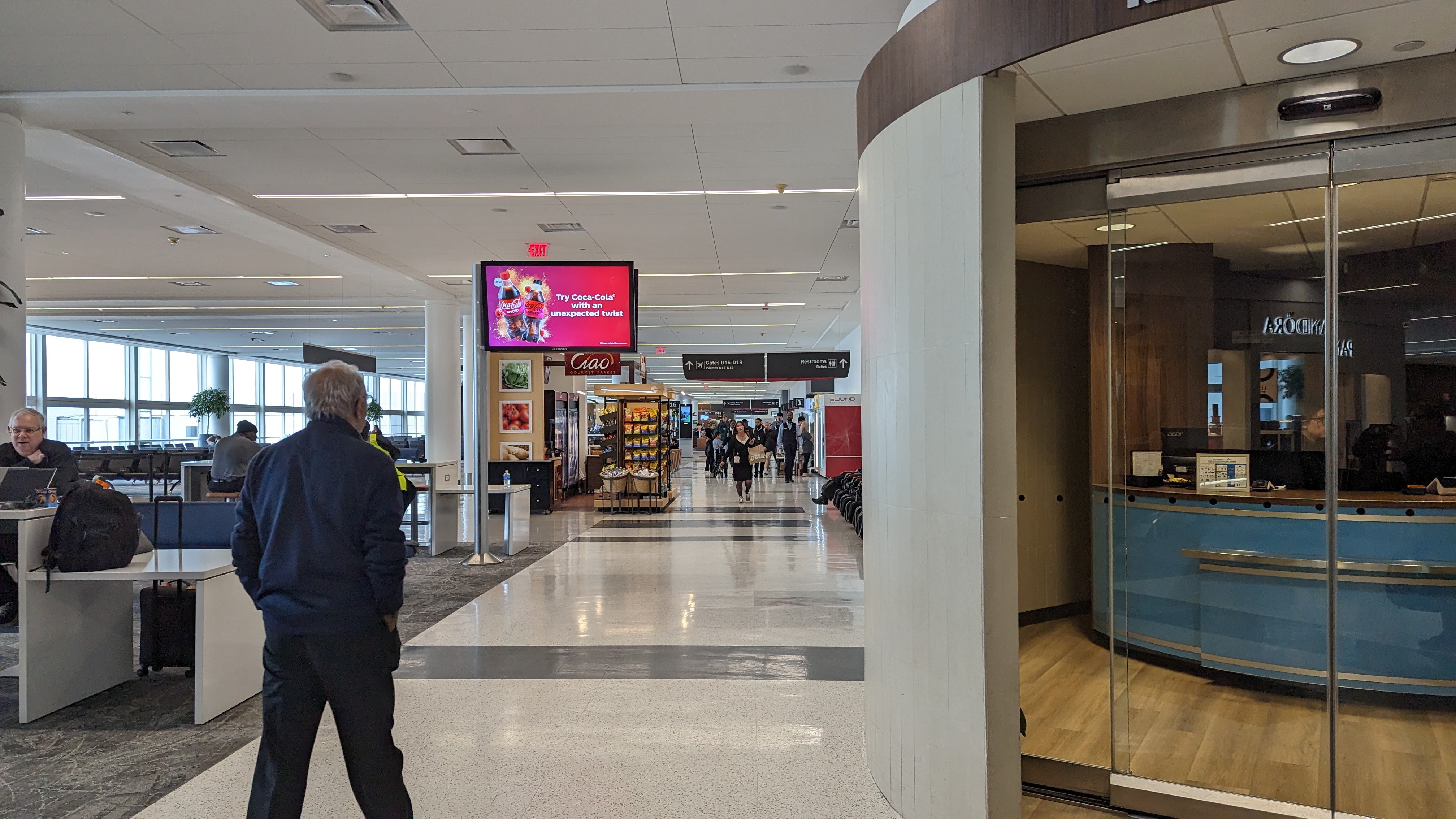 KLM Crown Lounge IAH Terminal D hallway
