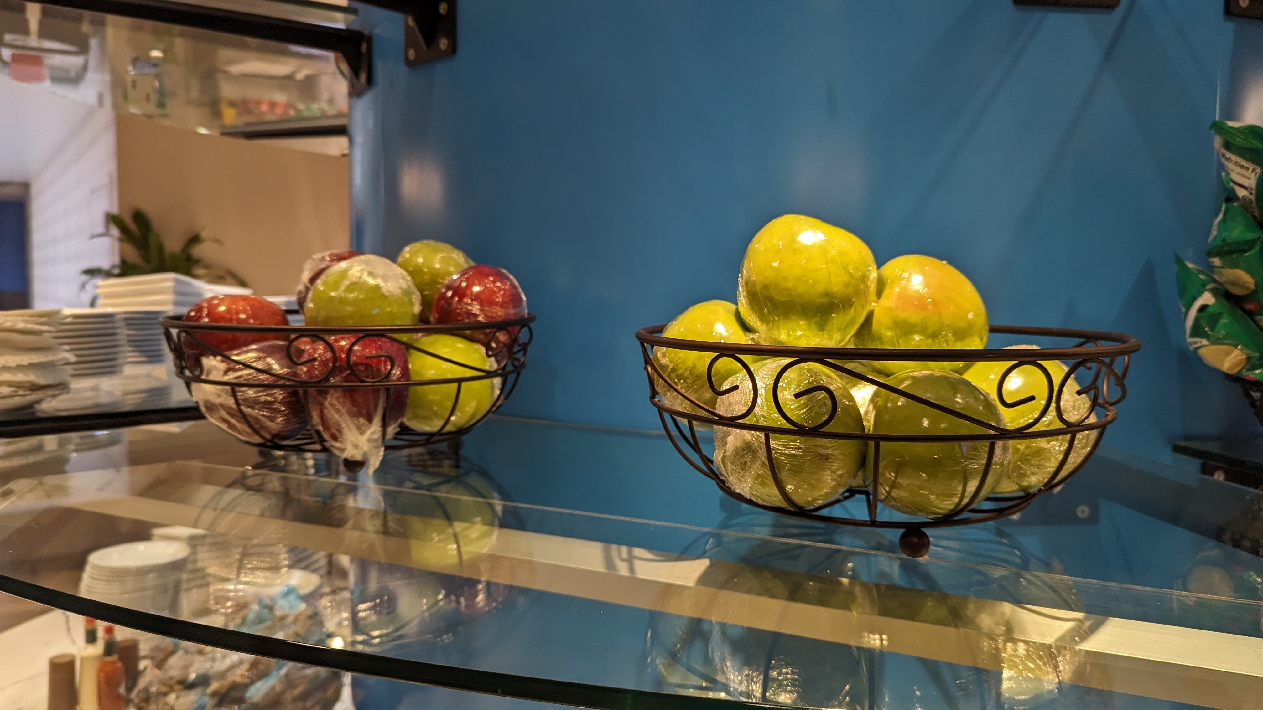 KLM Crown Lounge IAH buffet fruit