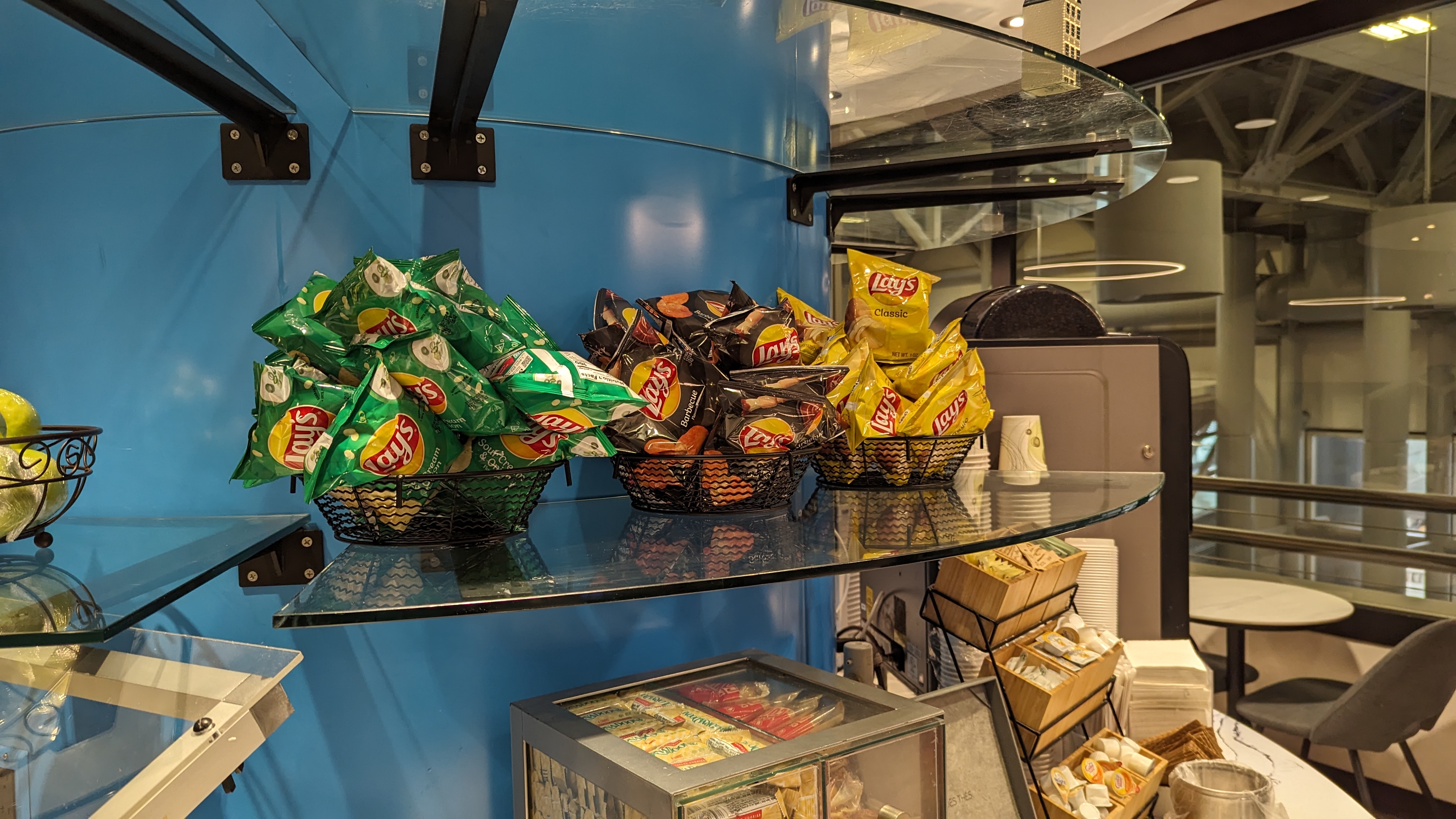 KLM Crown Lounge IAH chips
