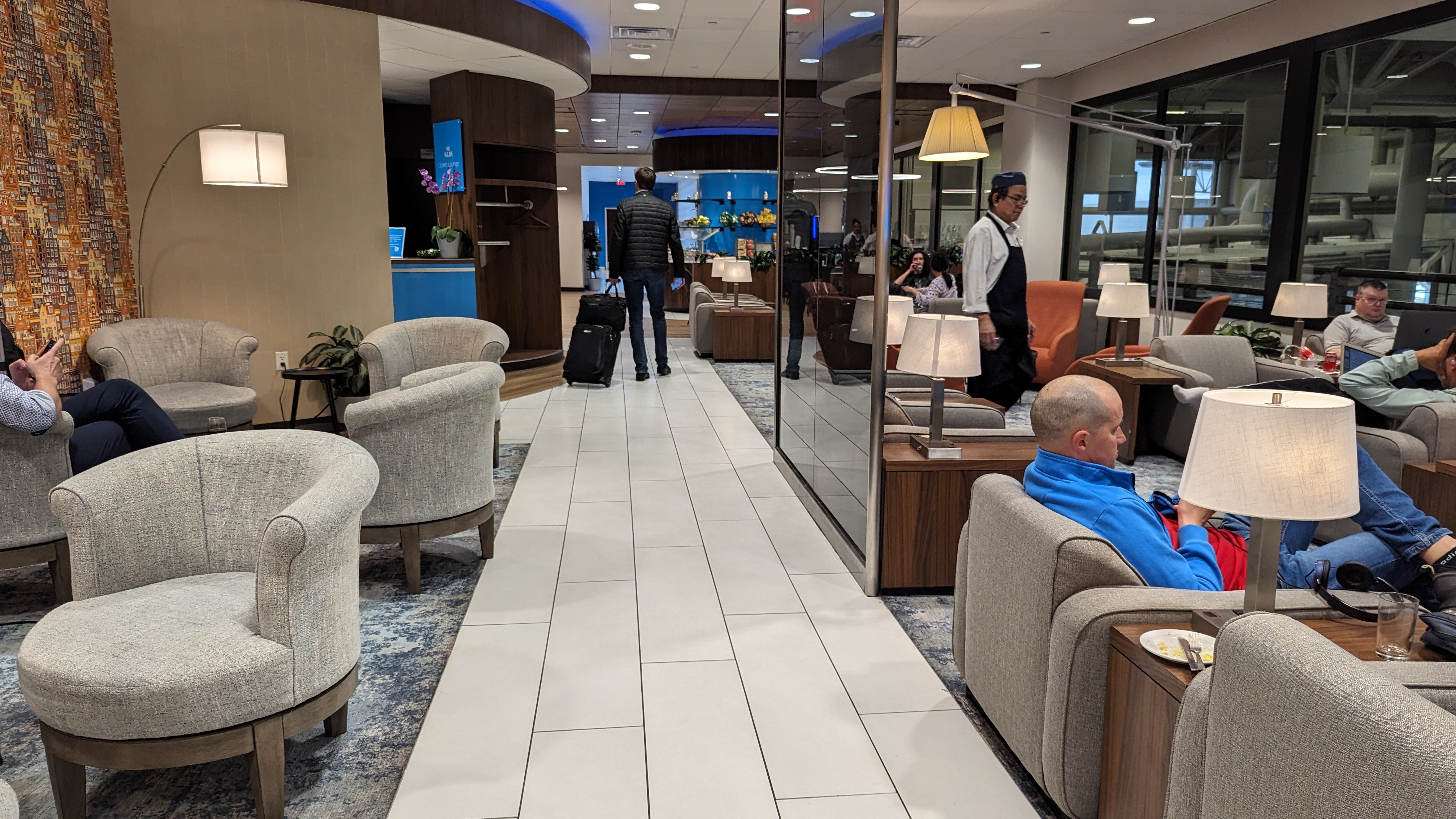 KLM Crown Lounge IAH seating area