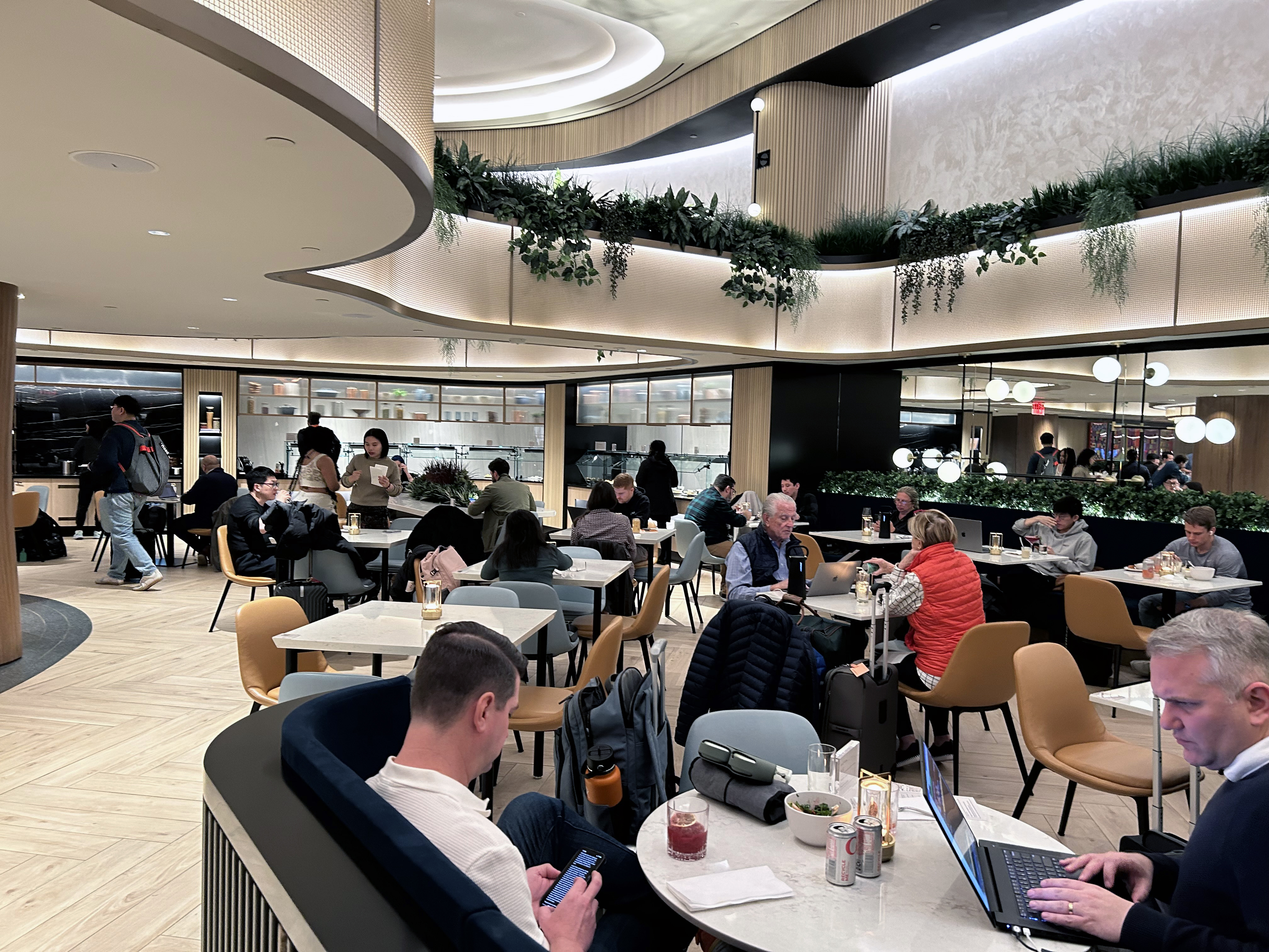LGA Sapphire Lounge buffet seating