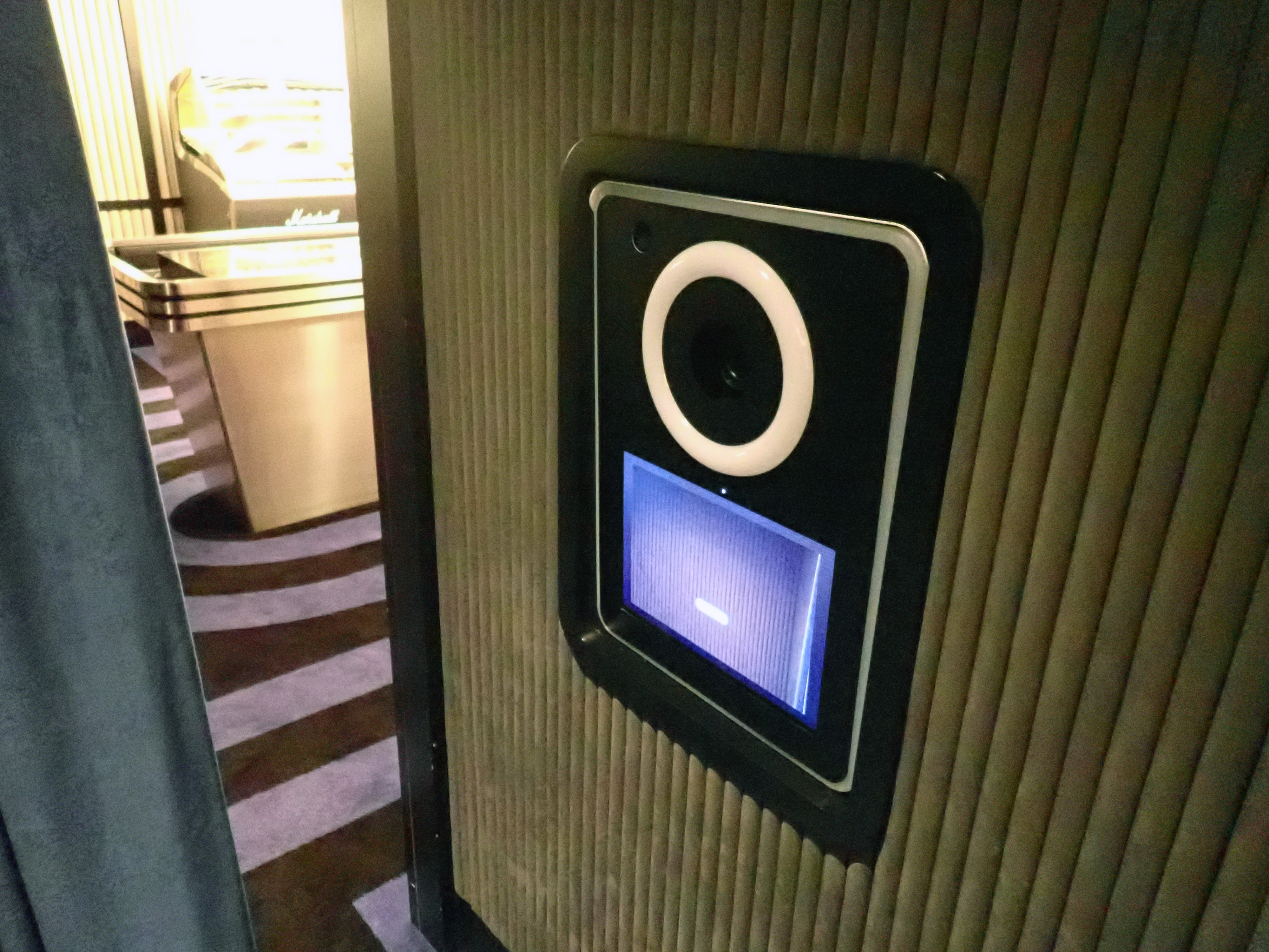 LGA Sapphire Lounge photo booth