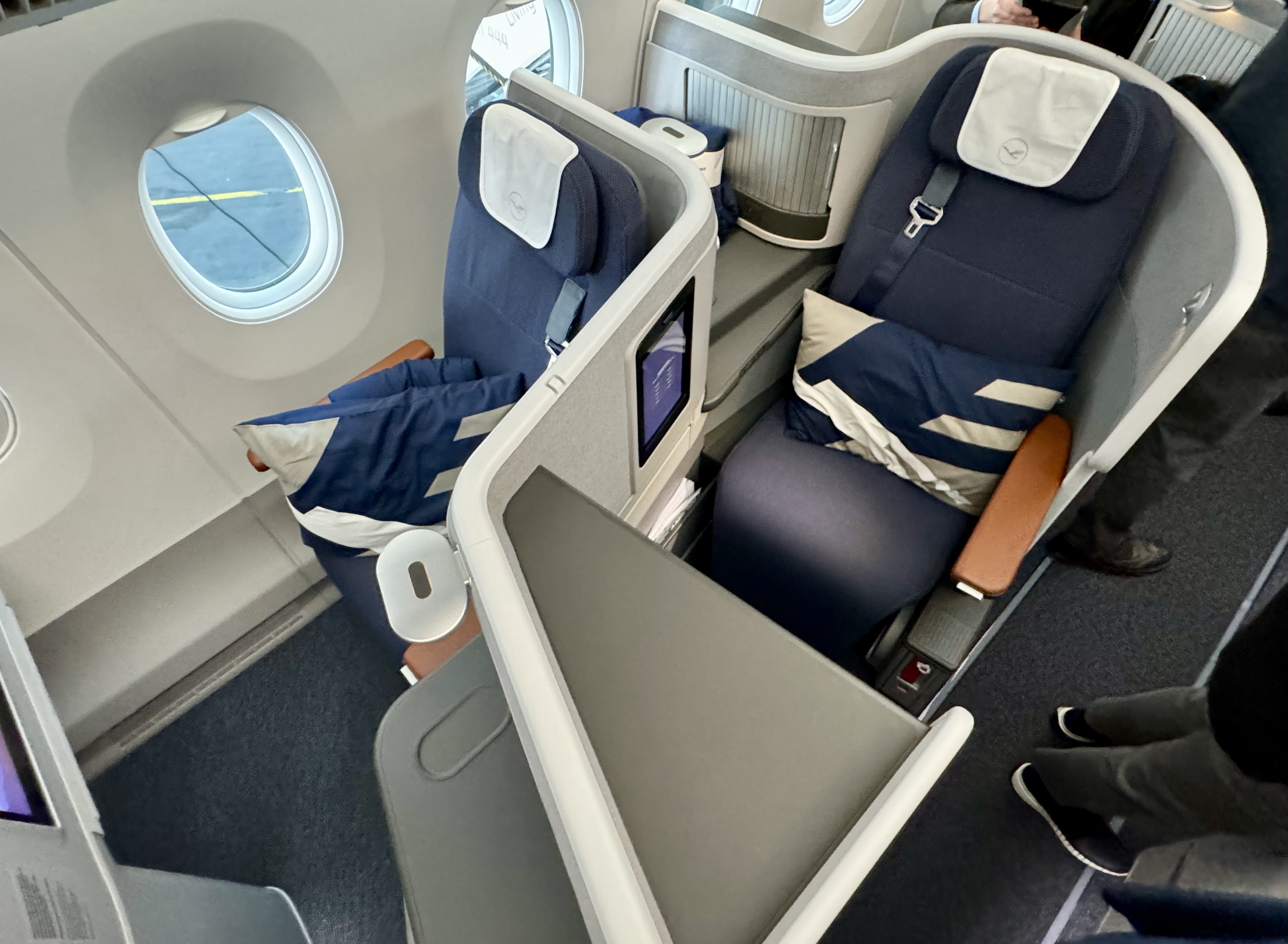 Lufthansa Allegris Business Classic and Privacy Lufthansa Allegris Business Classic and Privacy