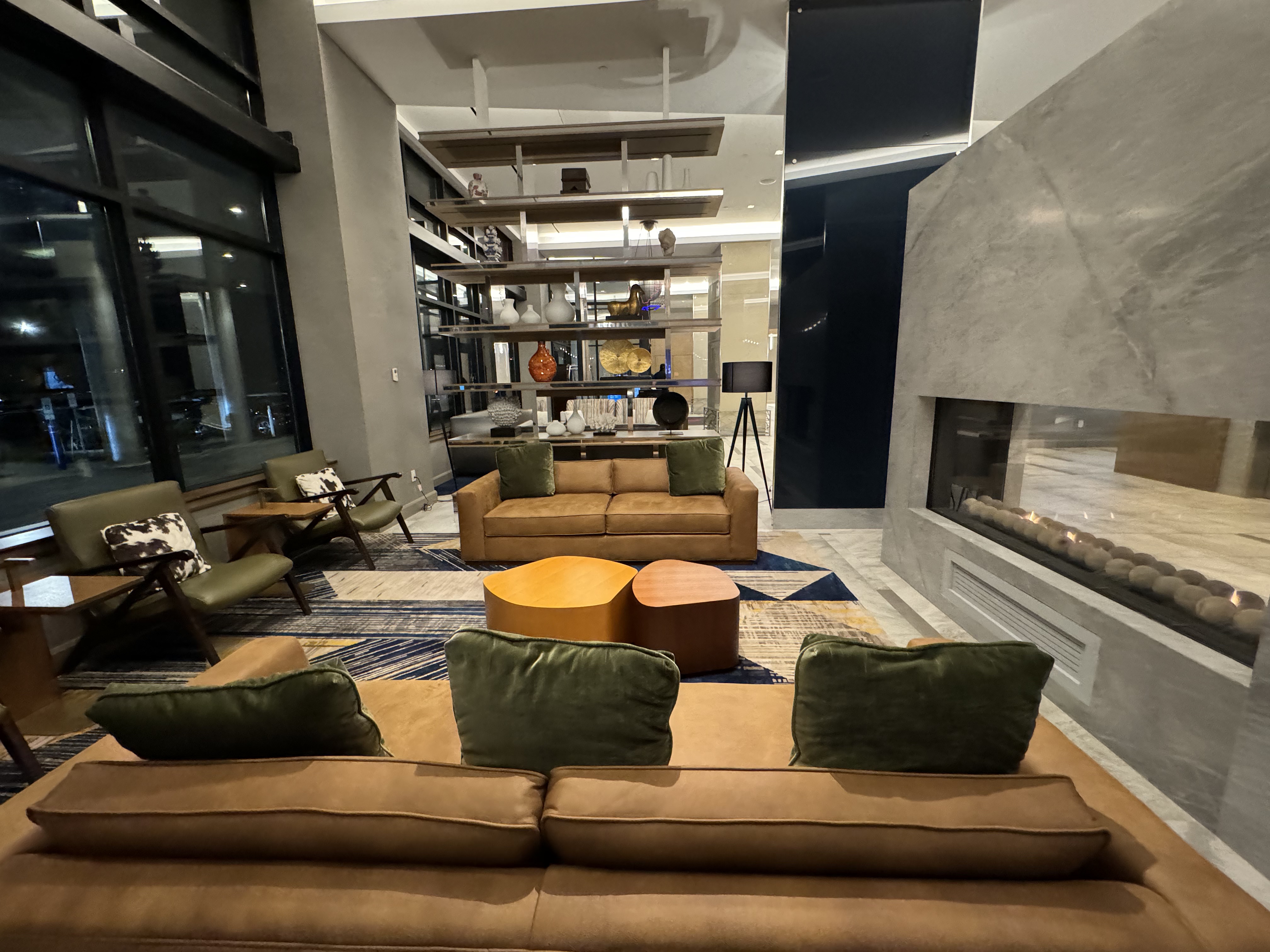 Marriott JFK Lobby Fire Place Marriott JFK Lobby Fire Place