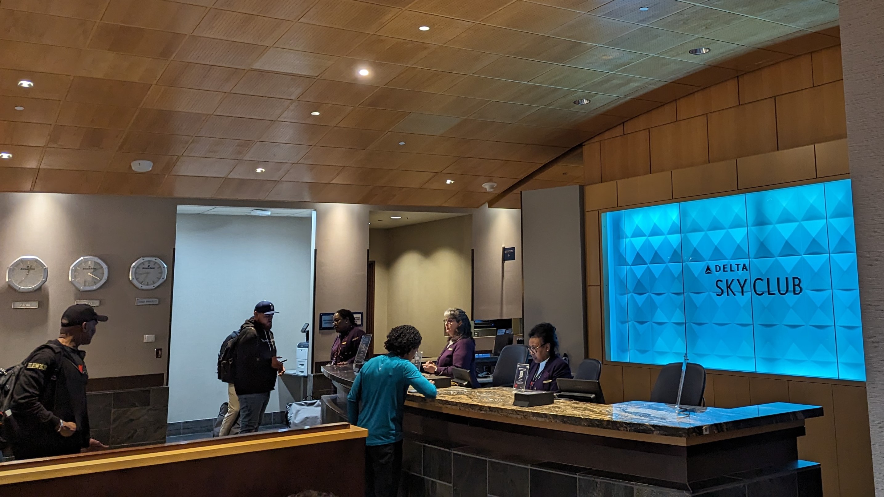 Terminal C Delta Sky Club Hartsfield Jackson Atlanta International Airport entrance