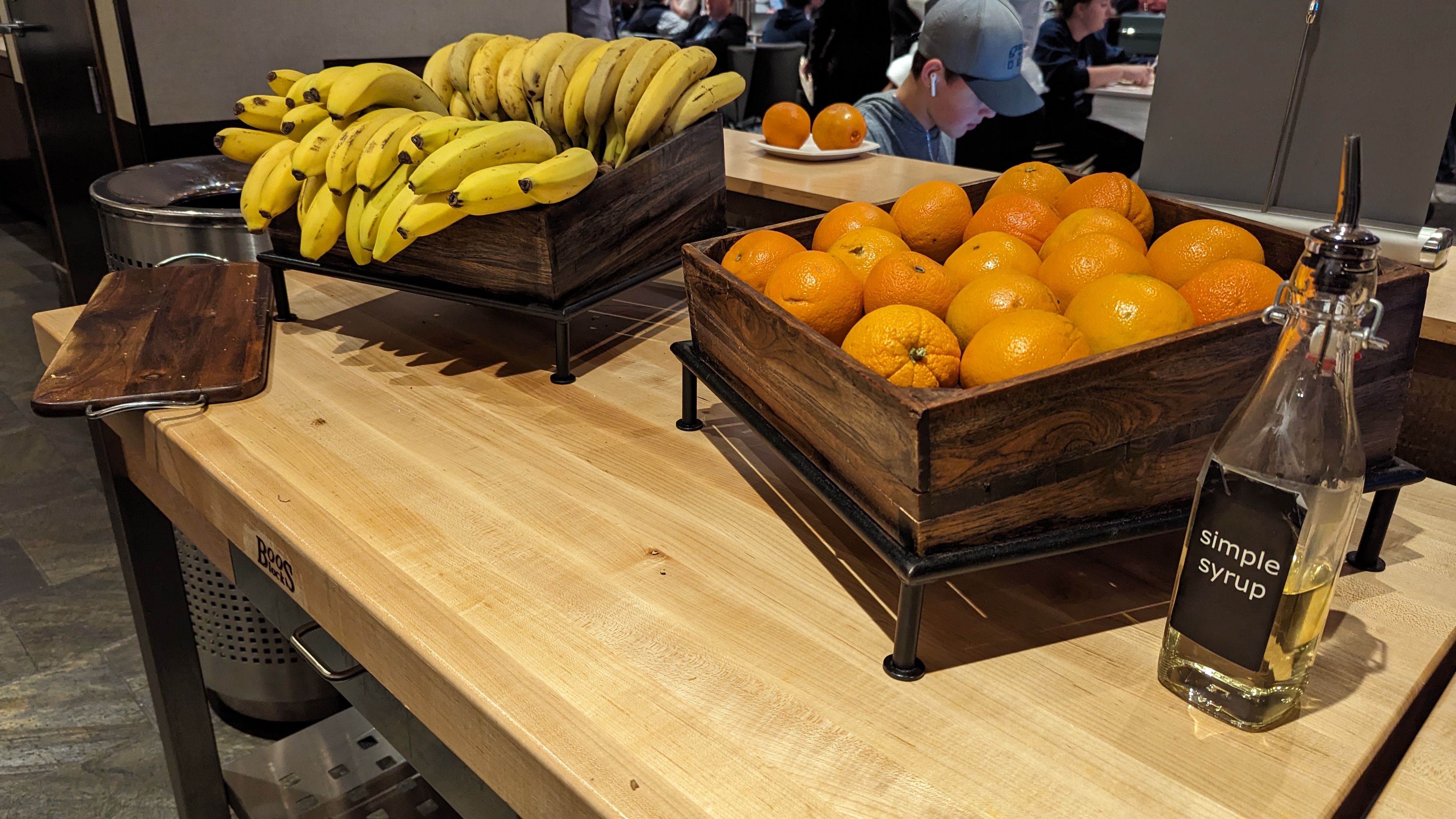 Concourse C Delta Sky Club at Hartsfield Jackson Atlanta International Airport buffet fruit