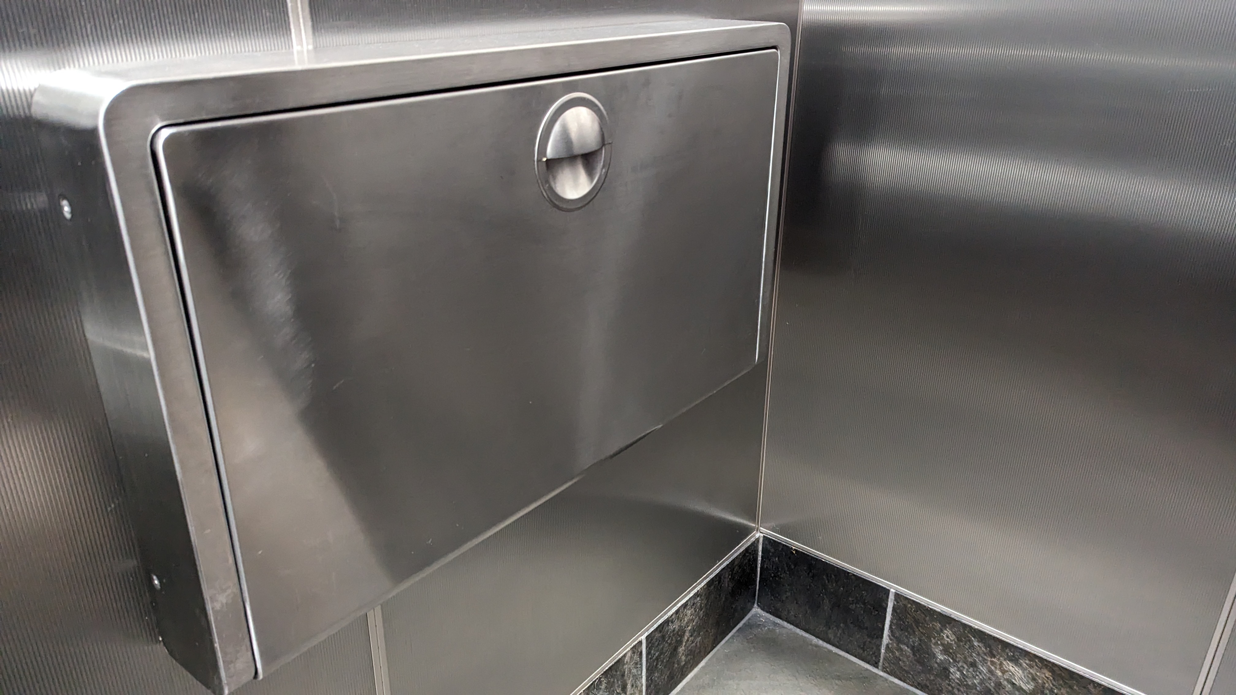 Concourse C Delta Sky Club at Hartsfield Jackson Atlanta International Airport restroom changing table