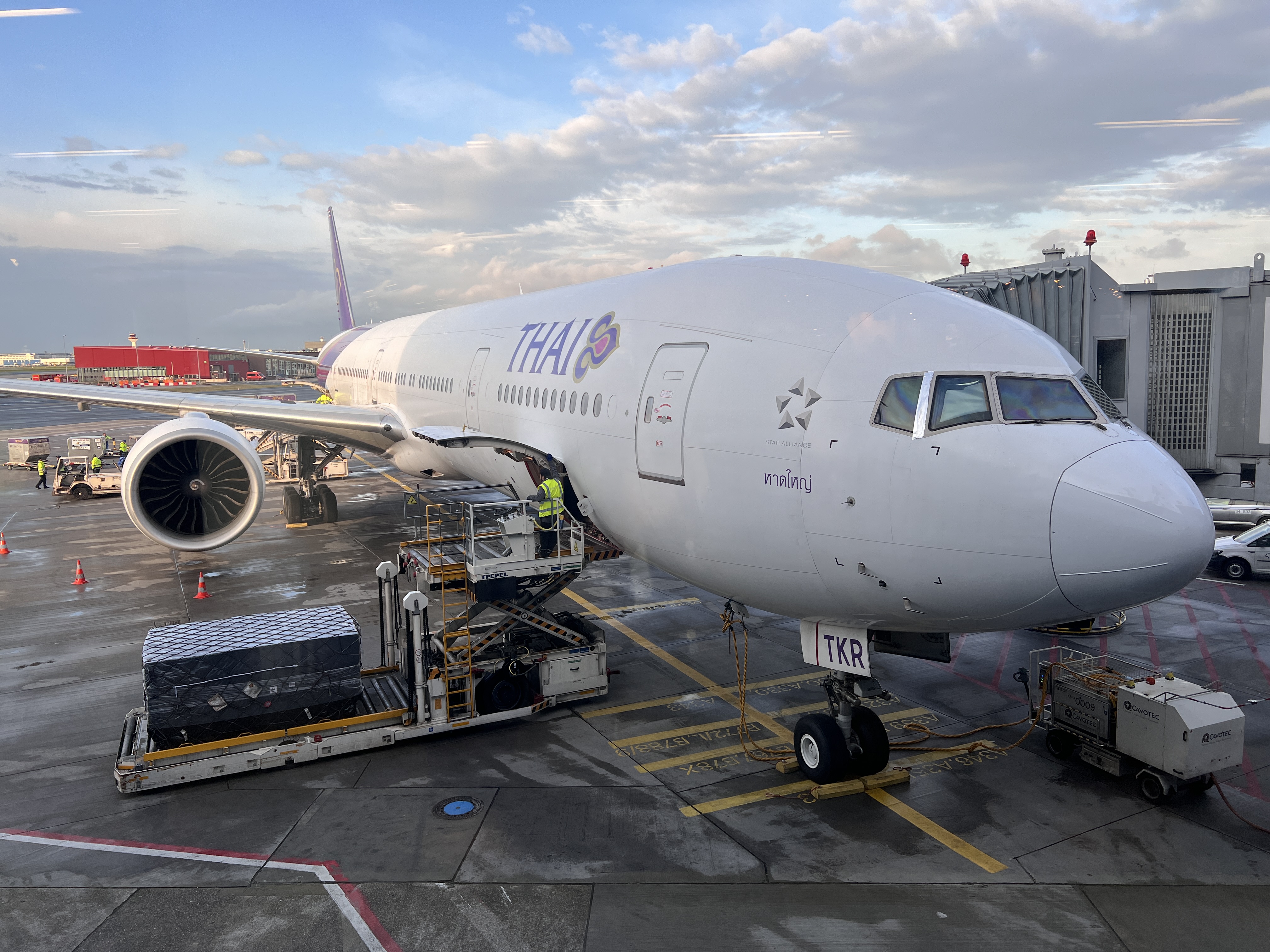 Thai Airways 777 300er at Frankfurt Thai Airways 777 300er at Frankfurt