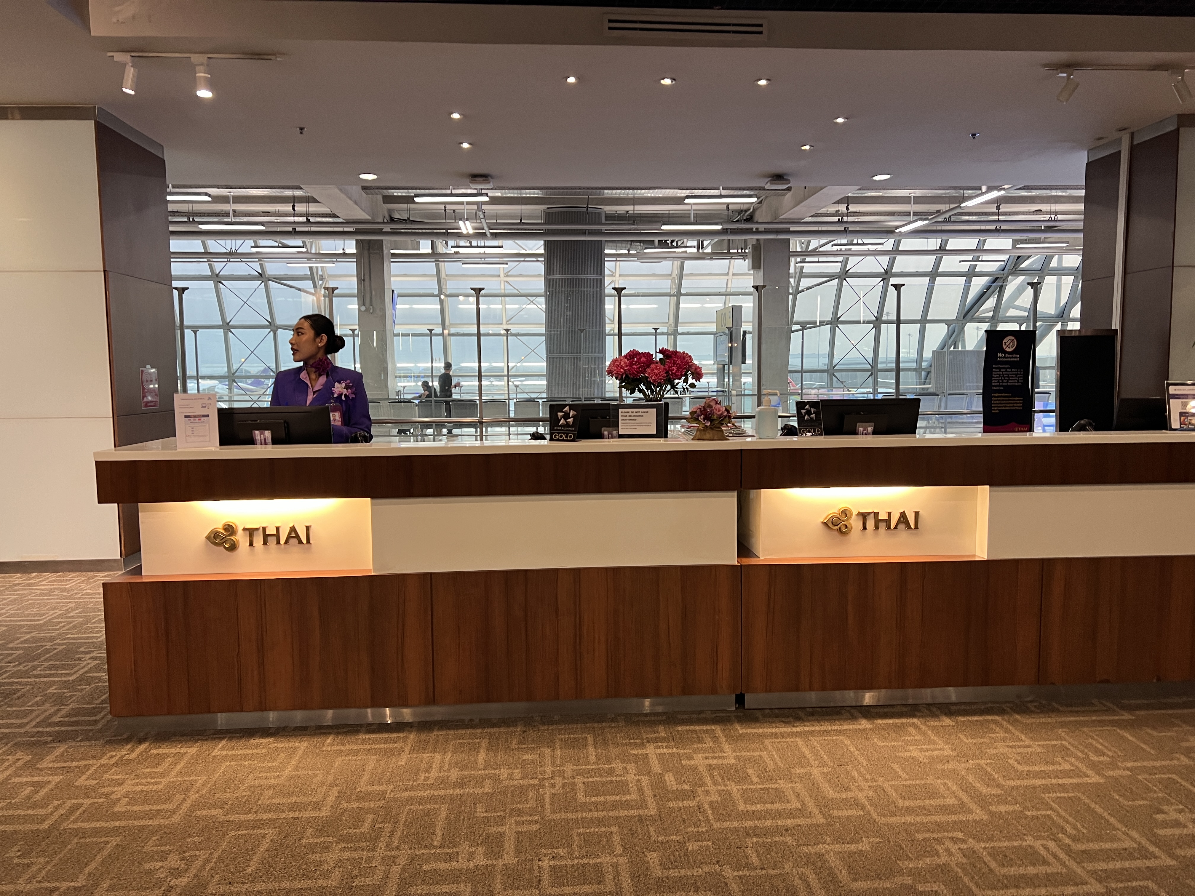 Thai Airways Royal Silk Lounge check in desk Thai Airways Royal Silk Lounge check in desk