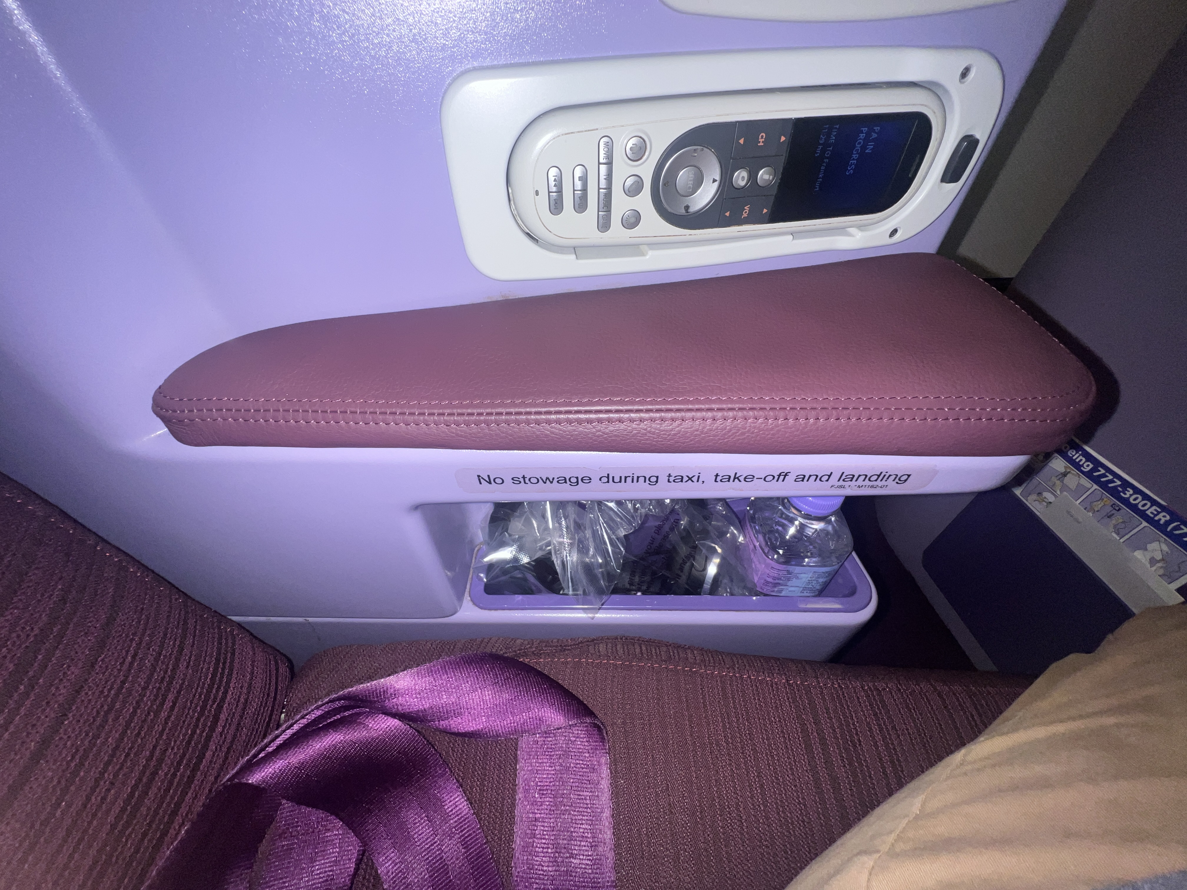 Thai Airways Royal Silk business class 777 300er storage Thai Airways Royal Silk business class 777 300er storage