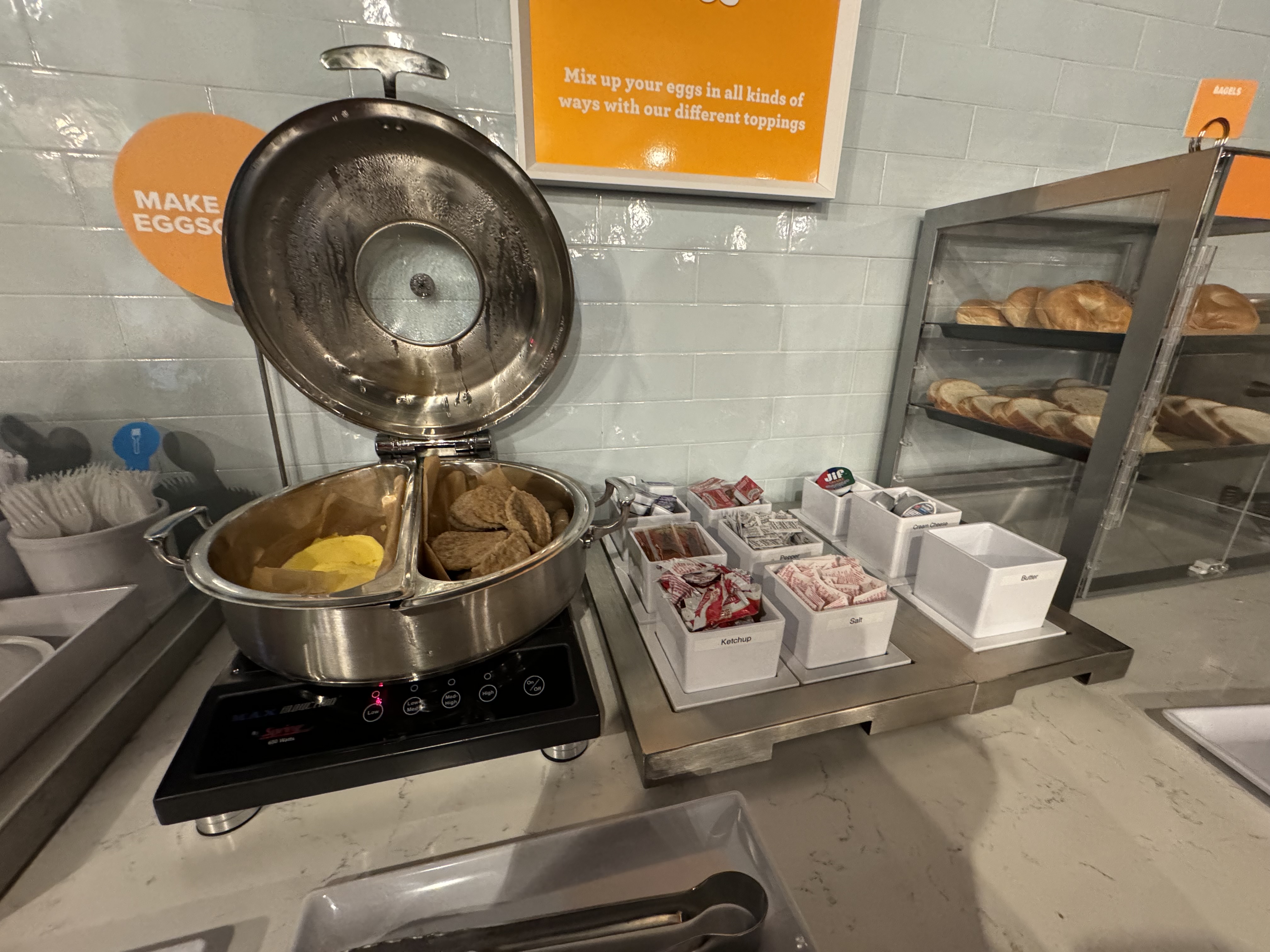 Tru by Hilton Brooklyn Breakfast Bar Tru by Hilton Brooklyn Breakfast Bar