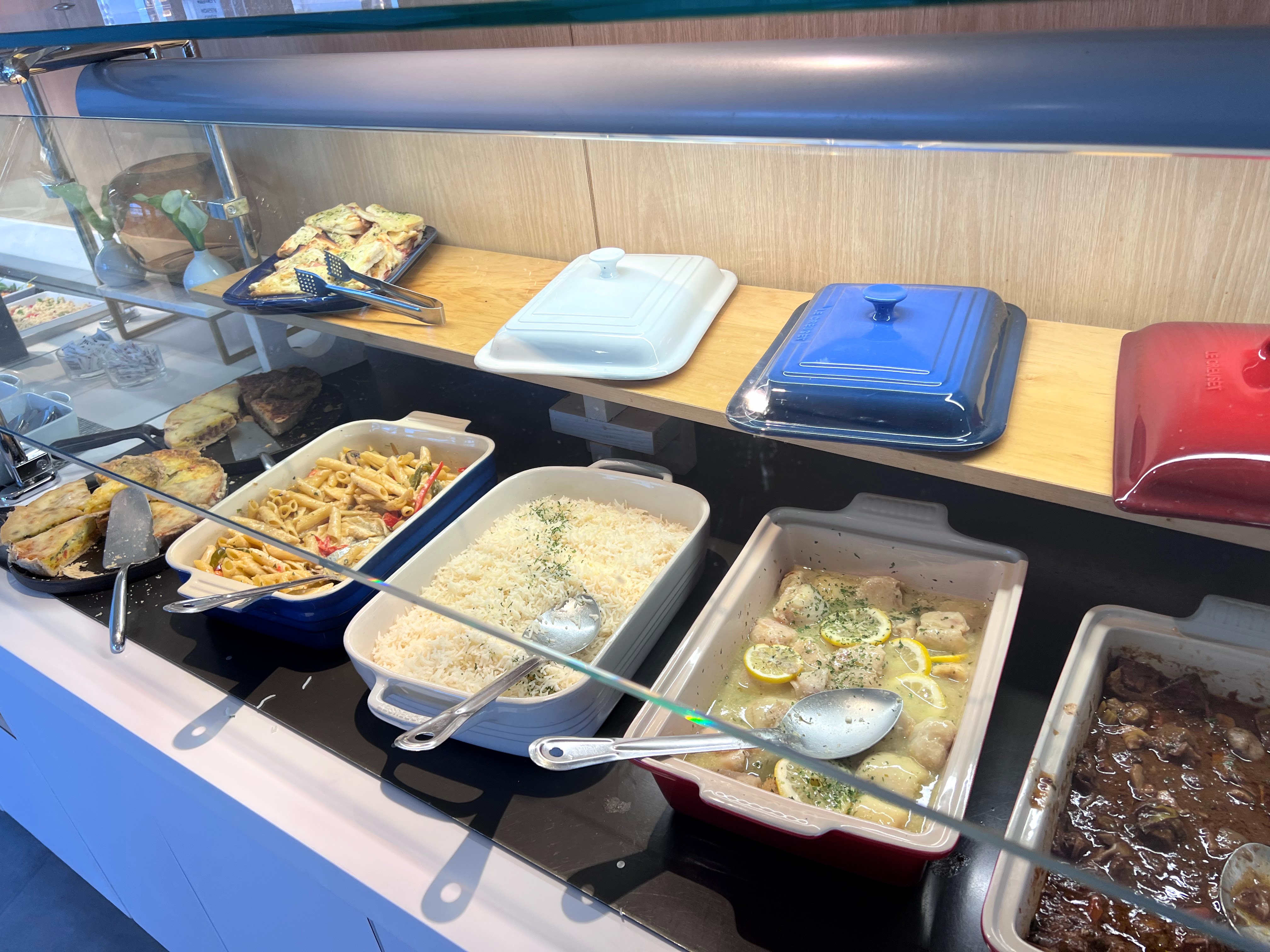 Air France lounge buffet hot items Air France lounge buffet hot items