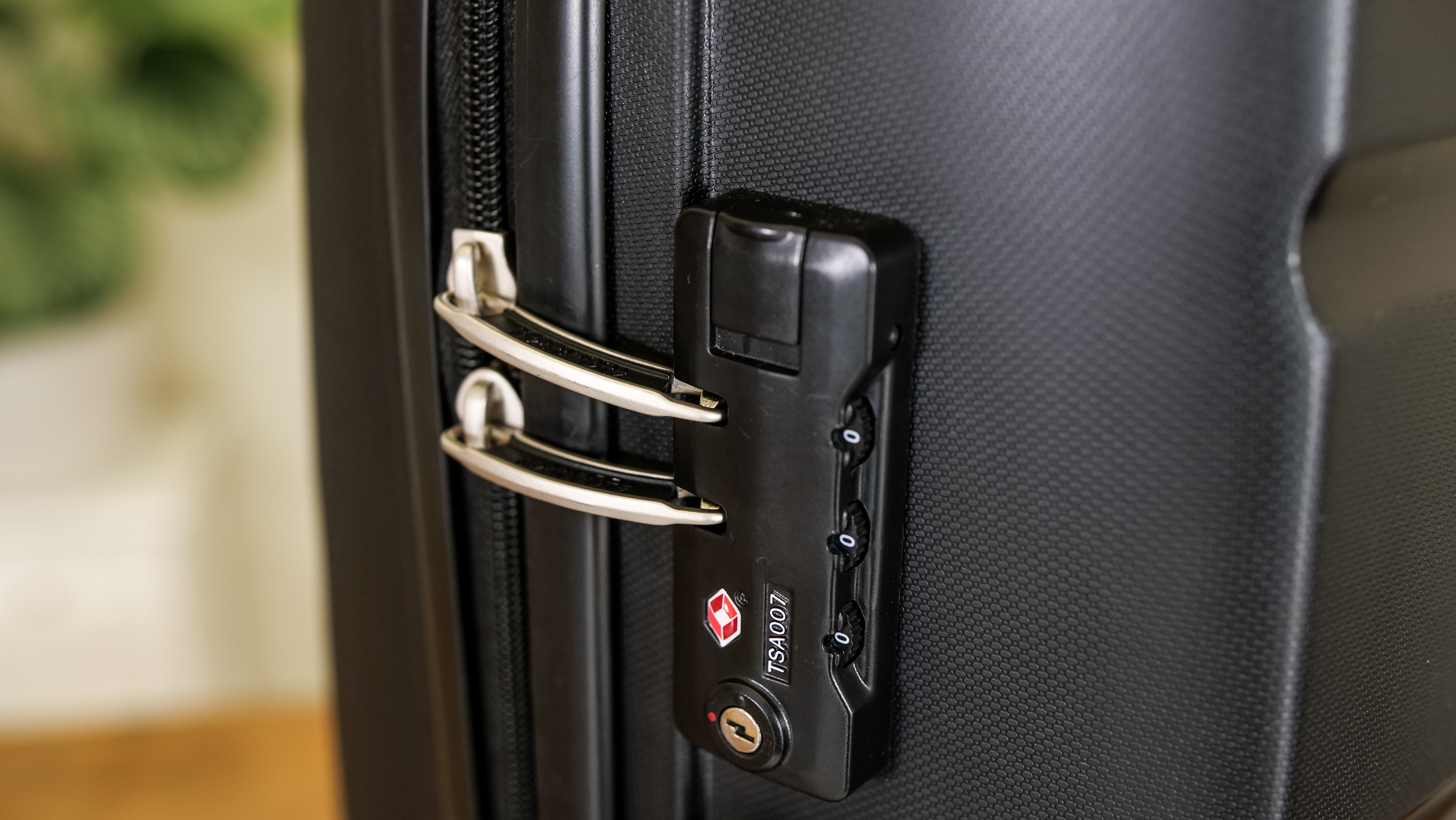 American Tourister Bon Air Hardside Lock American Tourister Bon Air Hardside Lock
