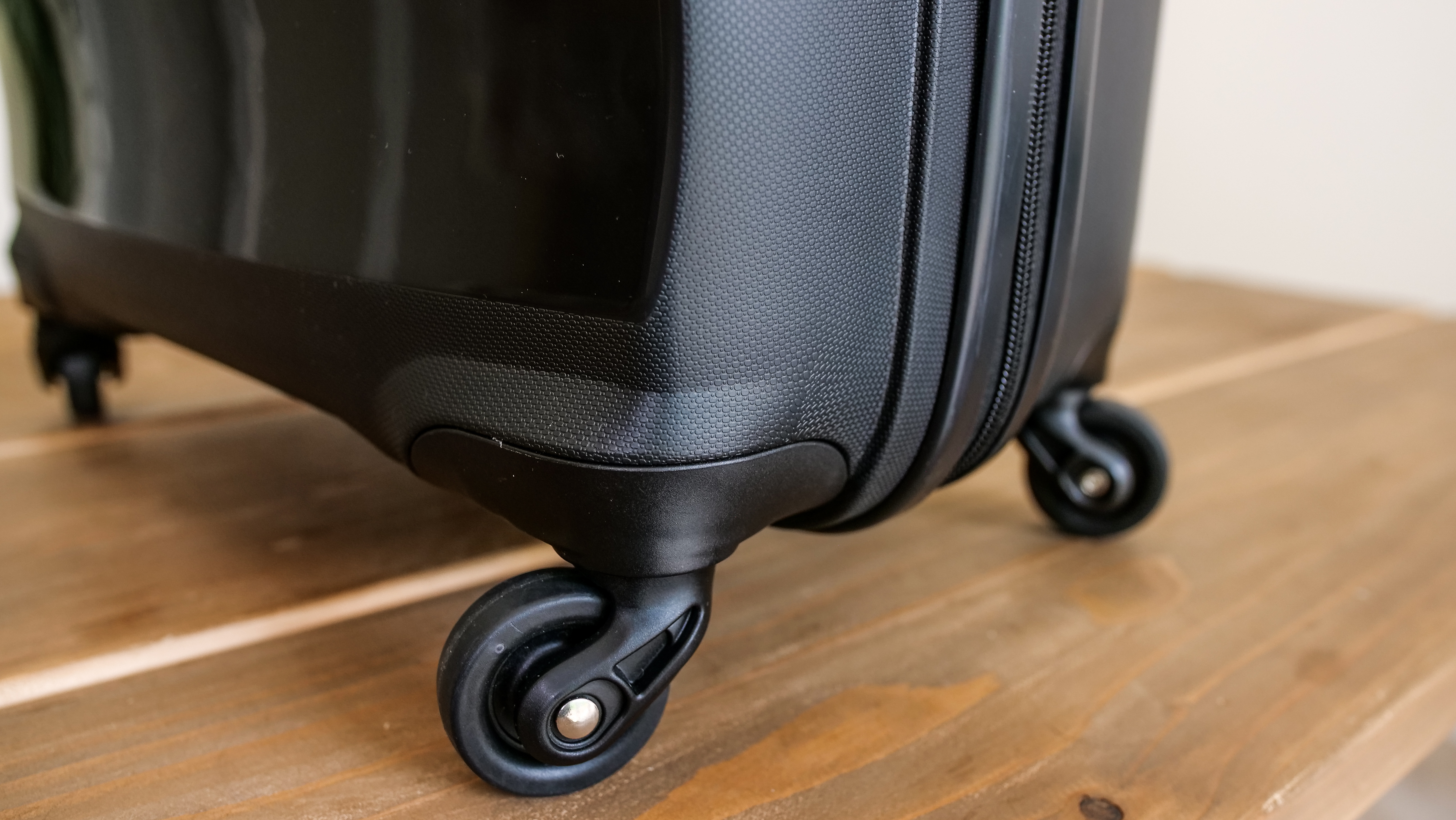 American Tourister Bon Air Hardside Wheels American Tourister Bon Air Hardside Wheels
