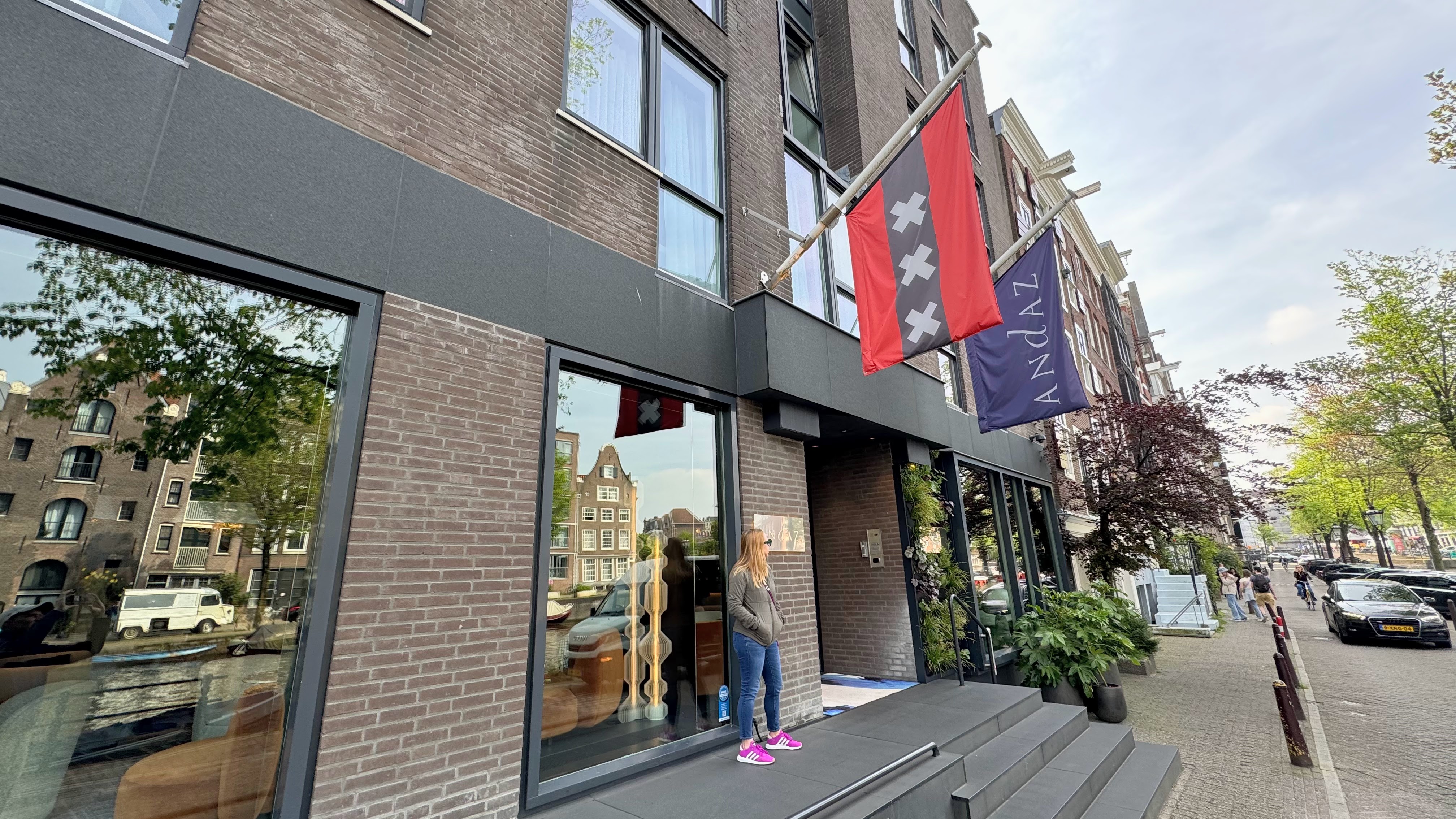 Andaz Amsterdam front steps Andaz Amsterdam front steps