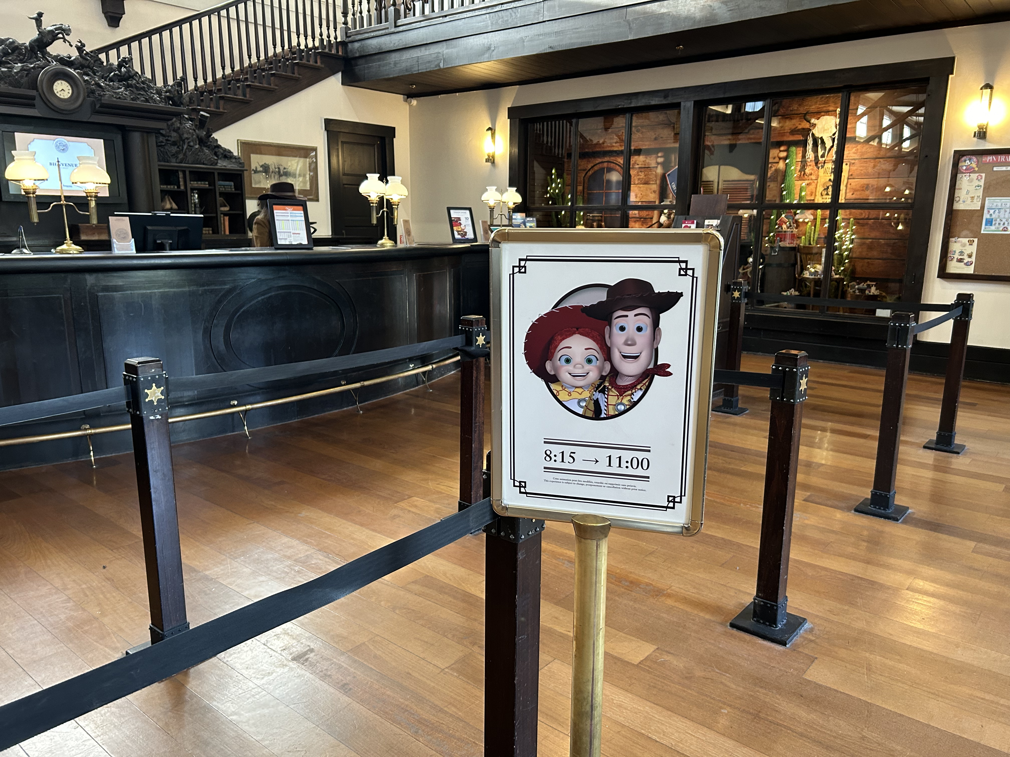 Disneyland Paris Hotel Cheyenne characters