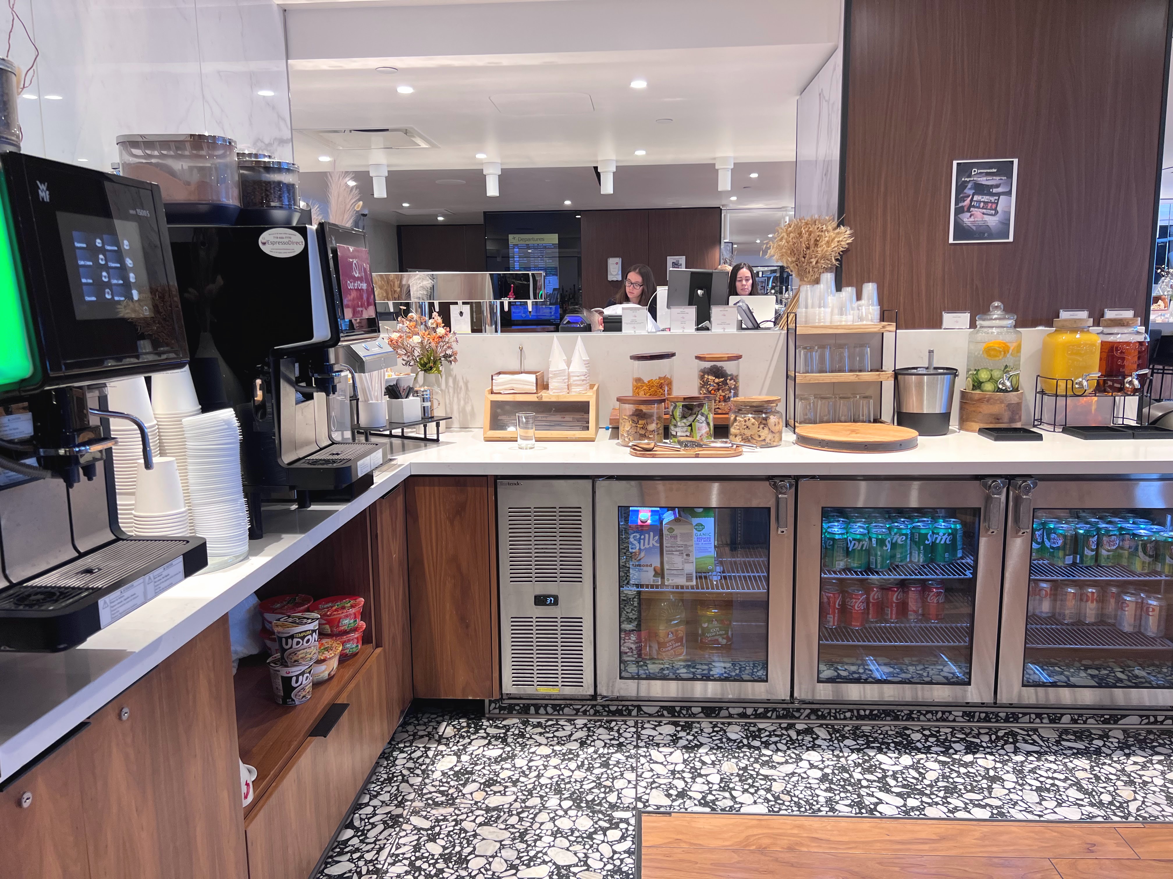 Drink area at Primeclass Lounge JFK Terminal 1 Drink area at Primeclass Lounge JFK Terminal 1
