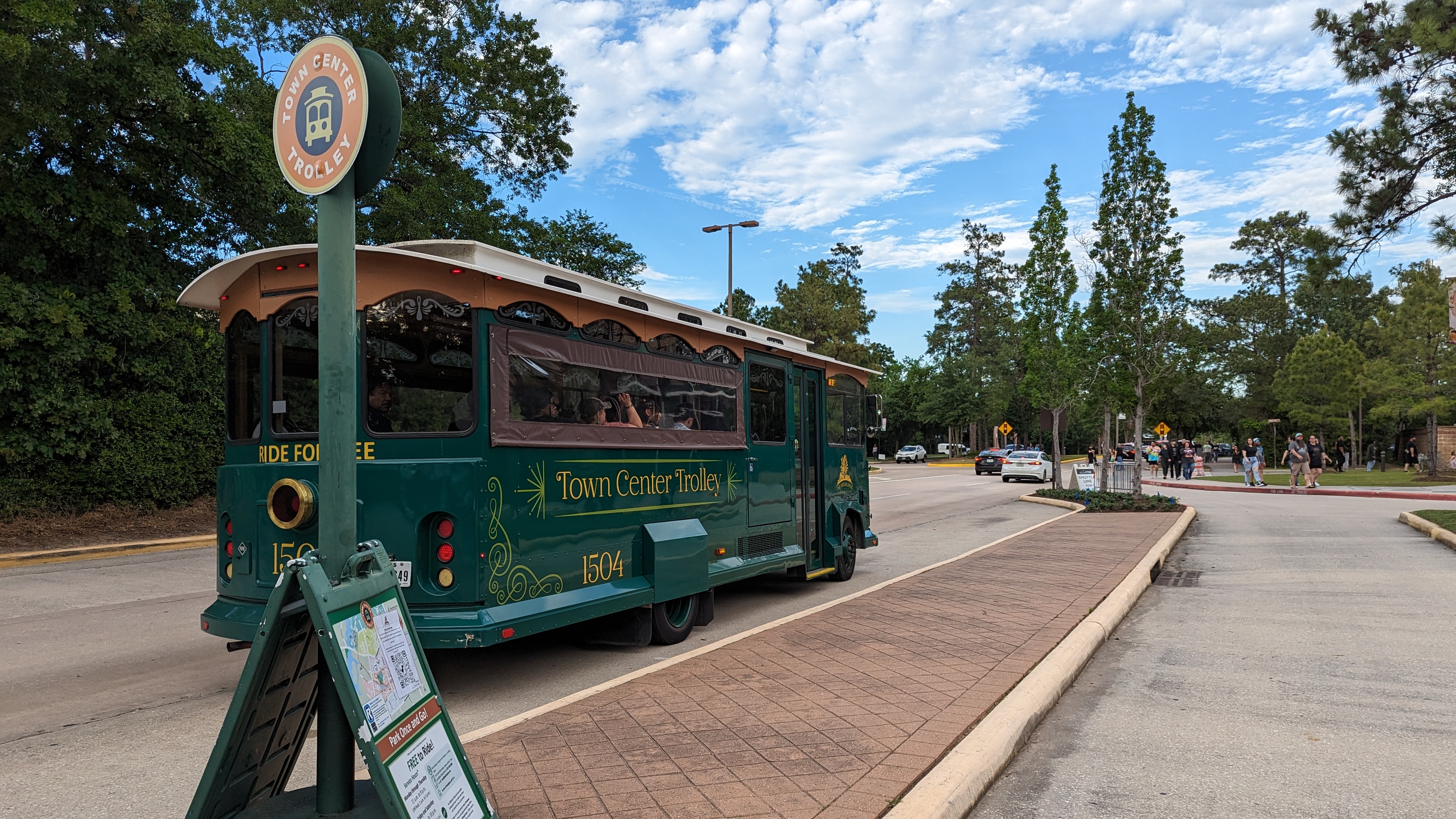 Embassy Suites by Hilton The Woodlands at Hughes Landing amenities trolley