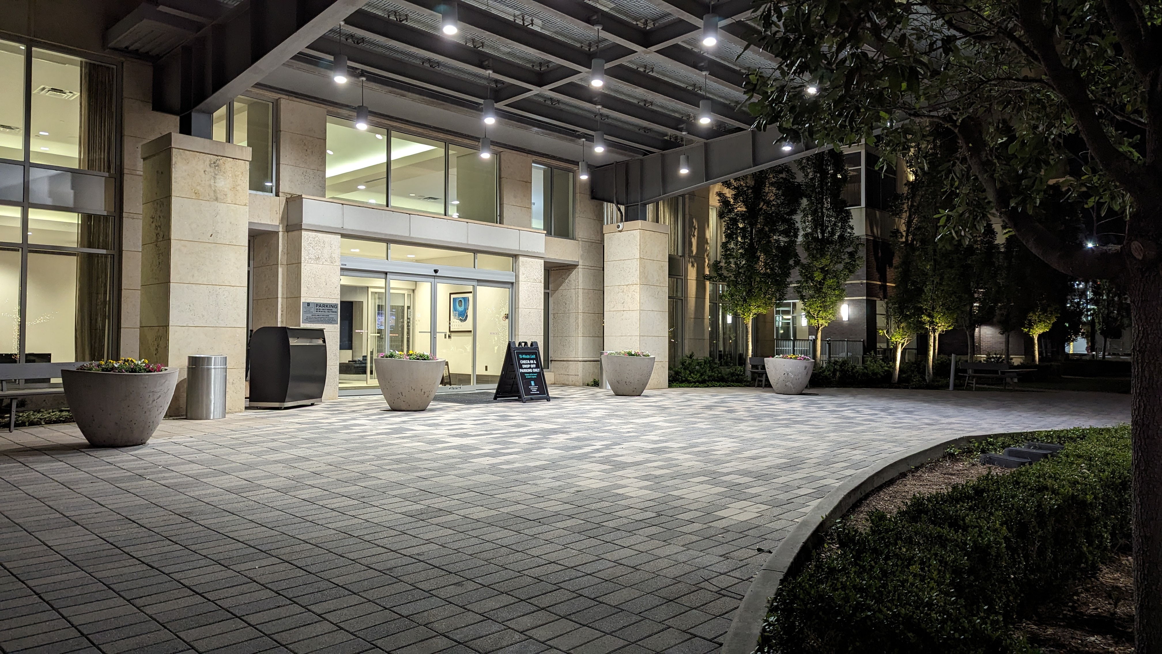 Embassy Suites by Hilton The Woodlands at Hughes Landing exterior front door