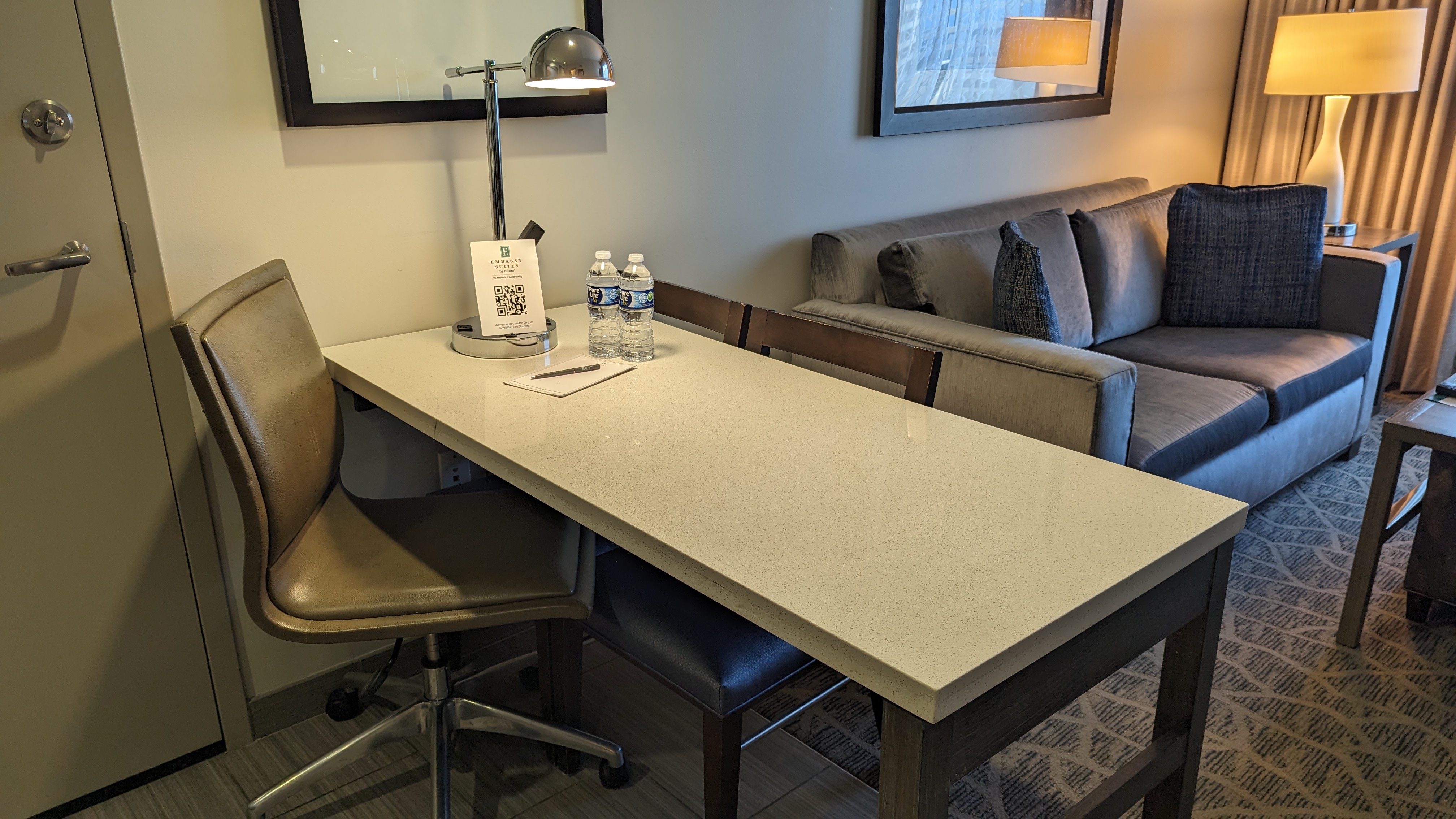 Embassy Suites by Hilton The Woodlands at Hughes Landing room living room dining table