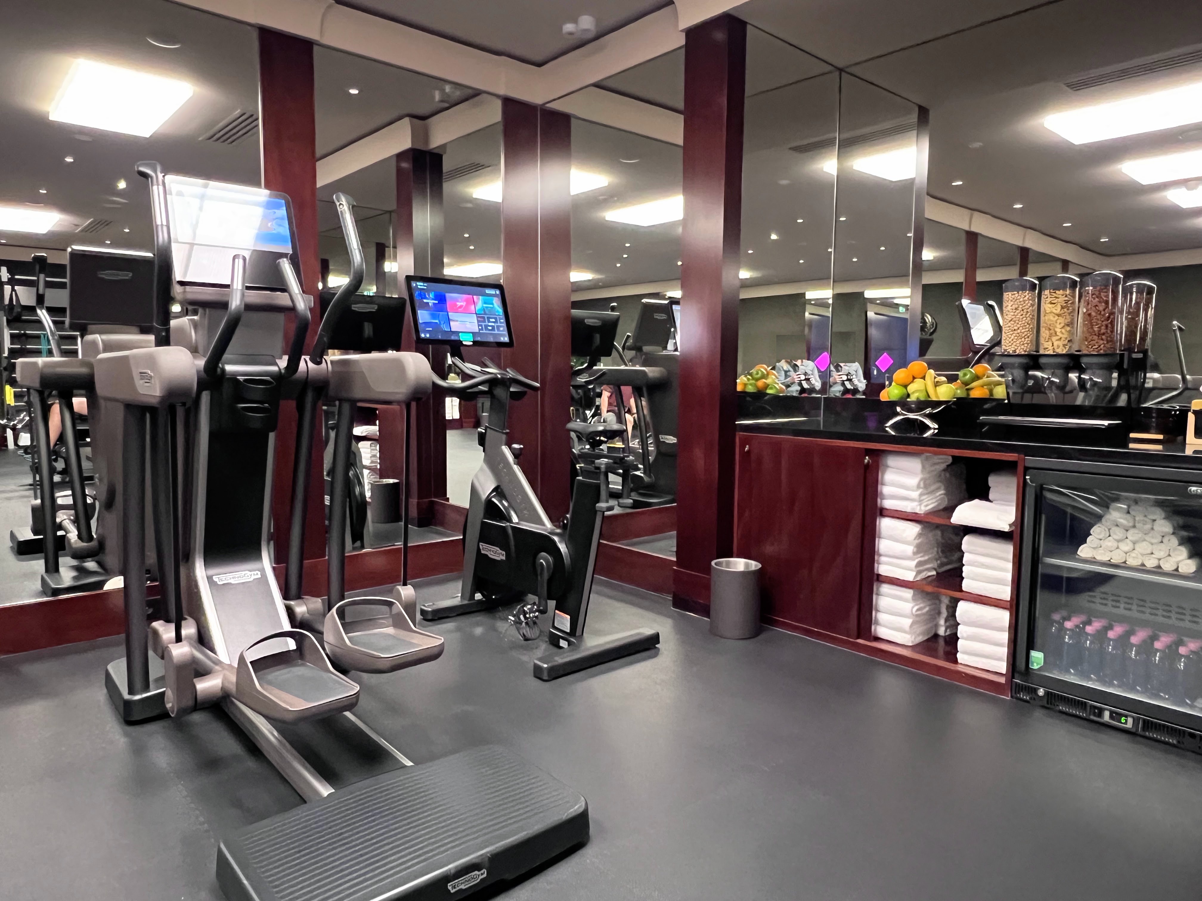 Gym at Park Hyatt Paris Gym at Park Hyatt Paris