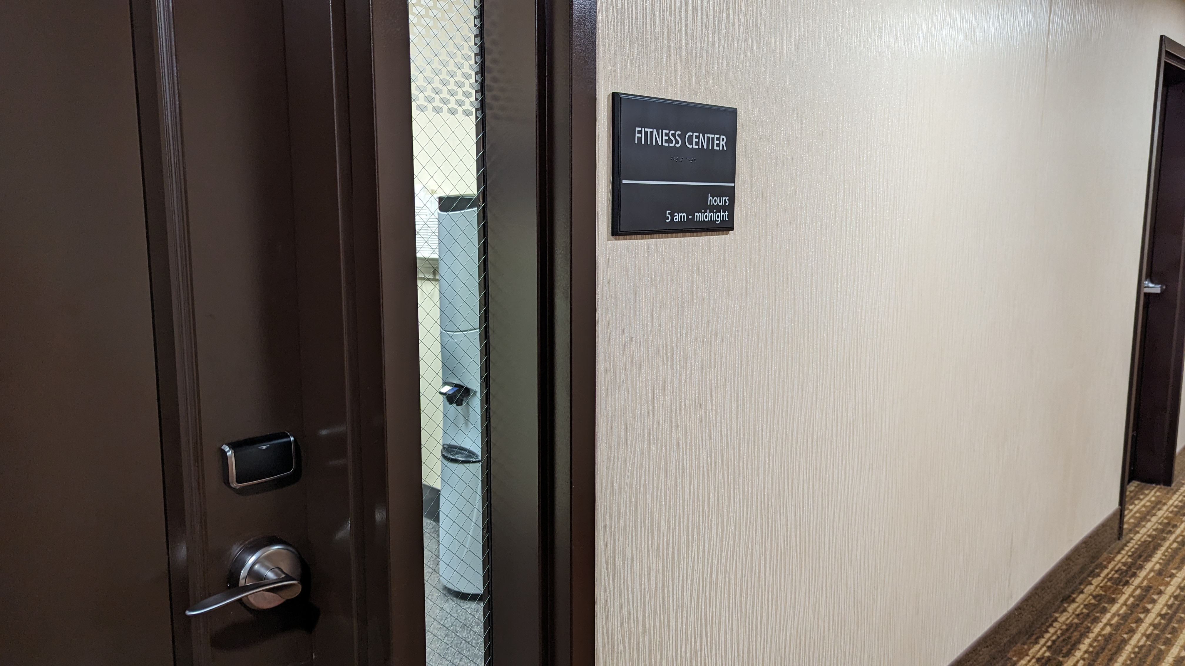 Hampton Inn Suites Hope amenities fitness center hours